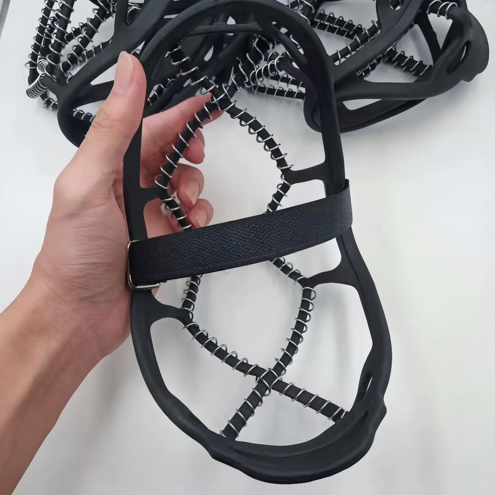 Crampons Randonnée Légers portée à la main - 36-41 - 41-46