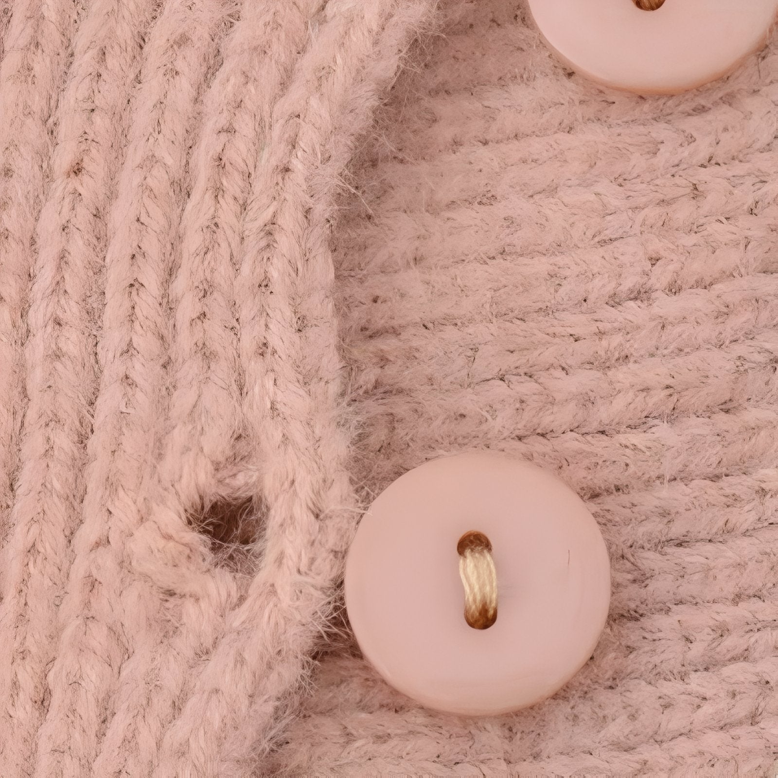 Bonnet Casquette Echarpe gros plan boutons et tricot - Violet Pâle - Rose Poudré - Gris Clair - Taupe - Beige Crème - Blanc - Noir