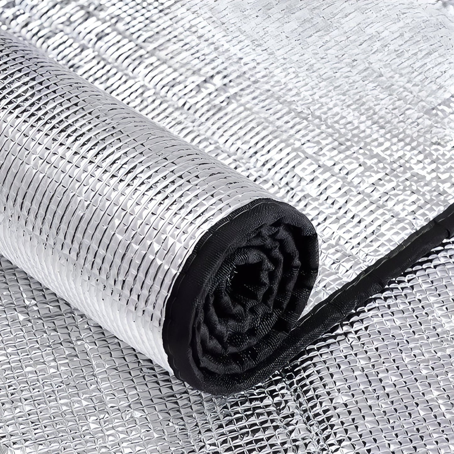 Tapis De Sol Isolant Camping gros plan produit roulé - 150cm x 200cm x 3.5mm - 200cm x 200cm x 3.5mm - 200cm x 200cm x 2.5mm - 150cm x 200cm x 2.5mm - 100cm x 200cm x 2.5mm - 75cm x 200cm x 2.5mm