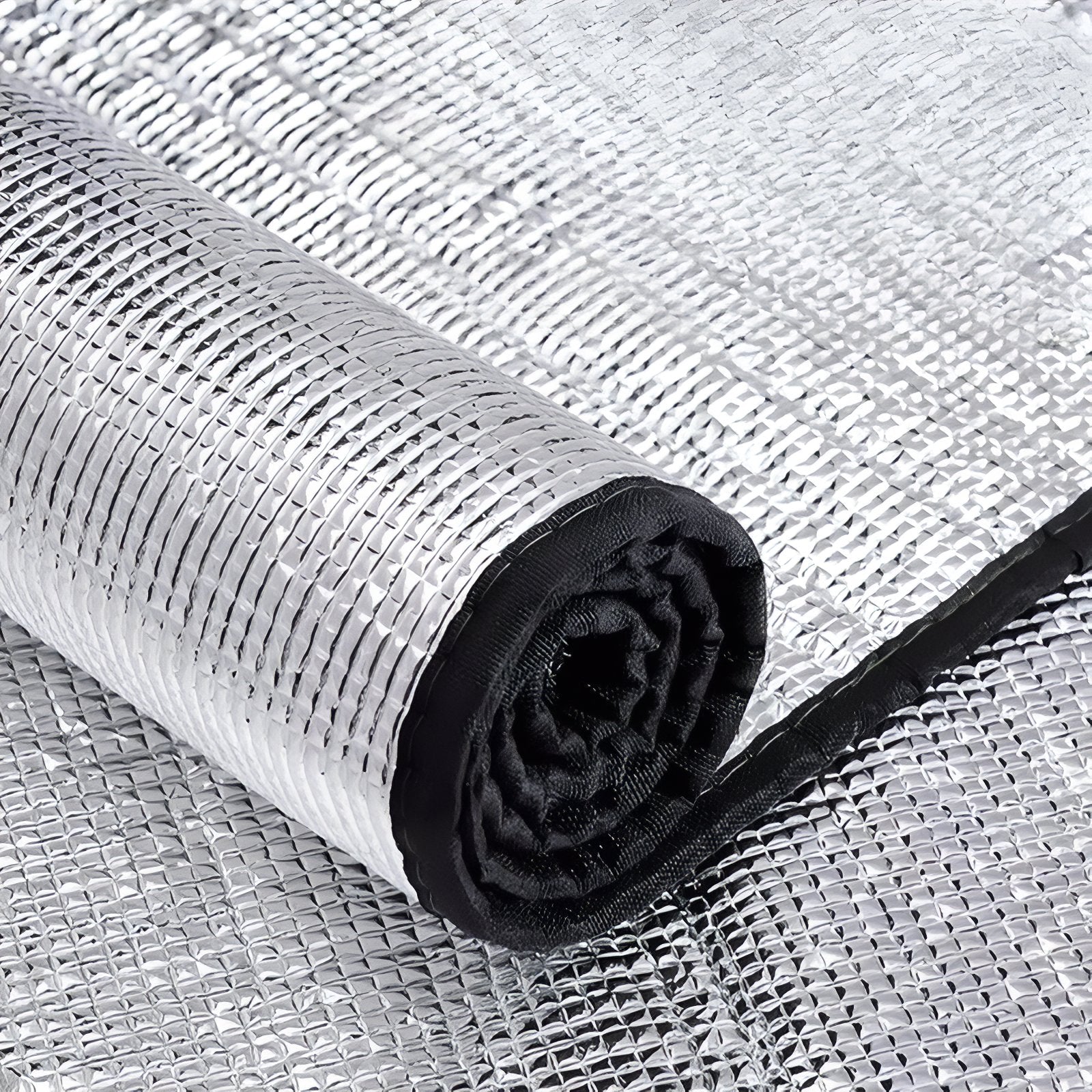 Tapis De Sol Isolant Camping gros plan produit roulé - 150cm x 200cm x 3.5mm - 200cm x 200cm x 3.5mm - 200cm x 200cm x 2.5mm - 150cm x 200cm x 2.5mm - 100cm x 200cm x 2.5mm - 75cm x 200cm x 2.5mm