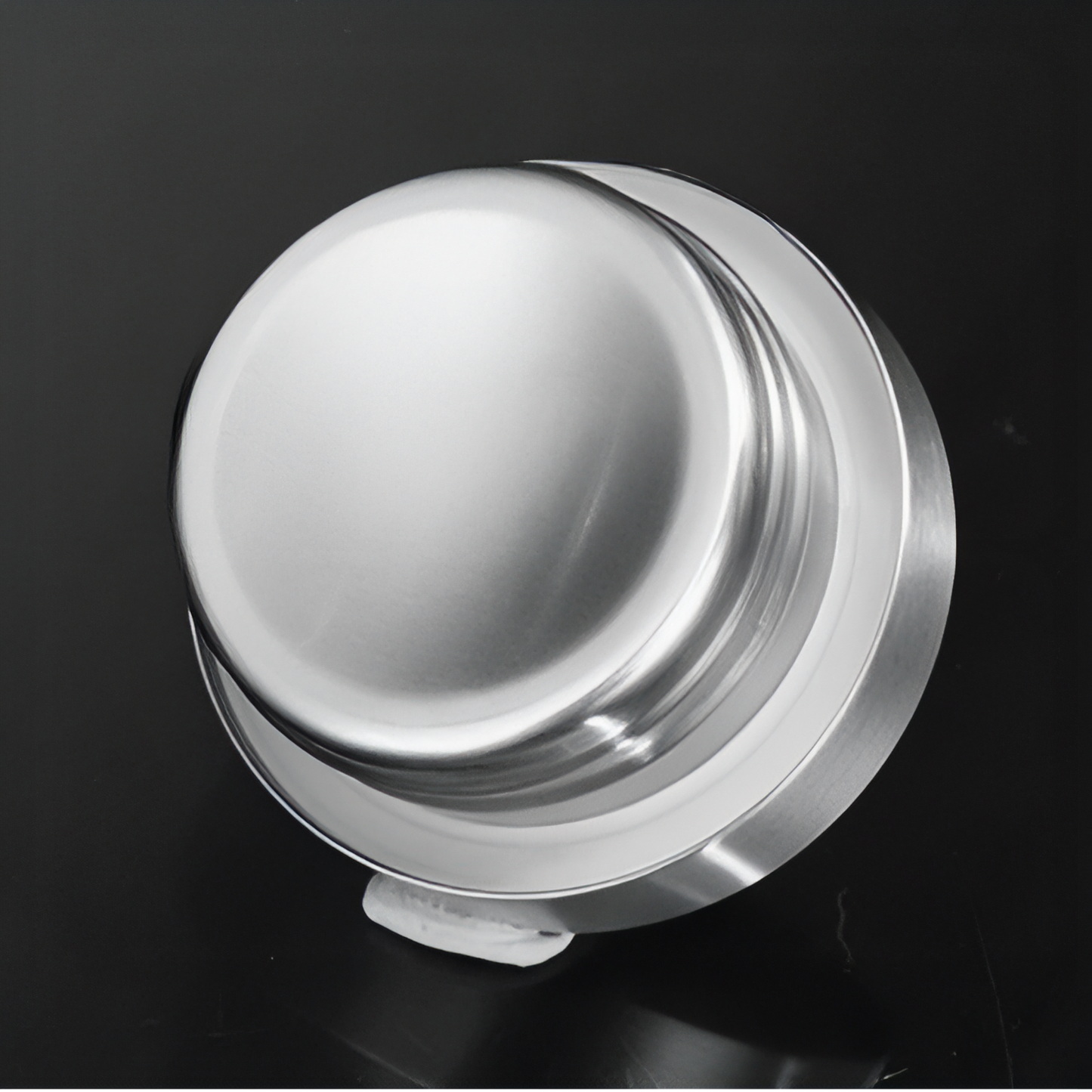 Gourde Inox 1 Litre gros plan bouchon - Inox - Noir Mat