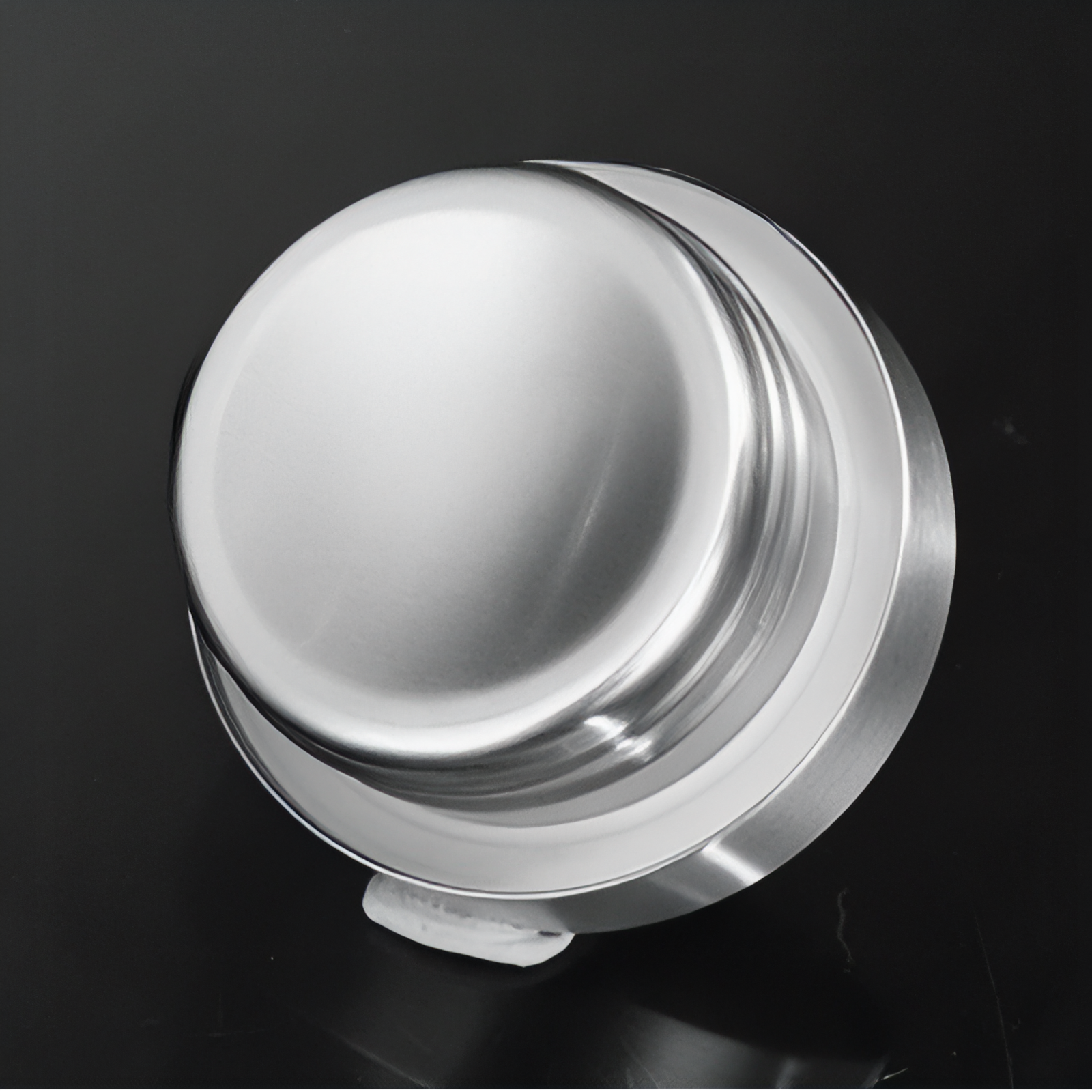 Gourde Inox 1 Litre gros plan bouchon - Inox - Noir Mat