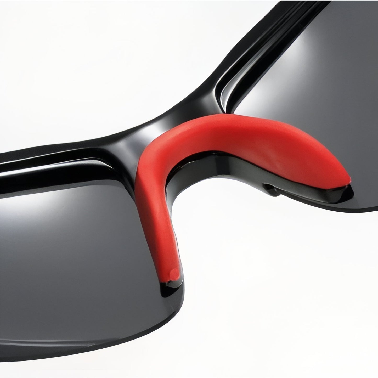 Lunette Randonnée Polarisée gros plan partie rouge - Noir et Argent - Jaune et Noir - Vert Foncé - Noir et Rouge - Vert Émeraude et Noir - Orange et Noir - Noir - Bleu Ciel et Noir