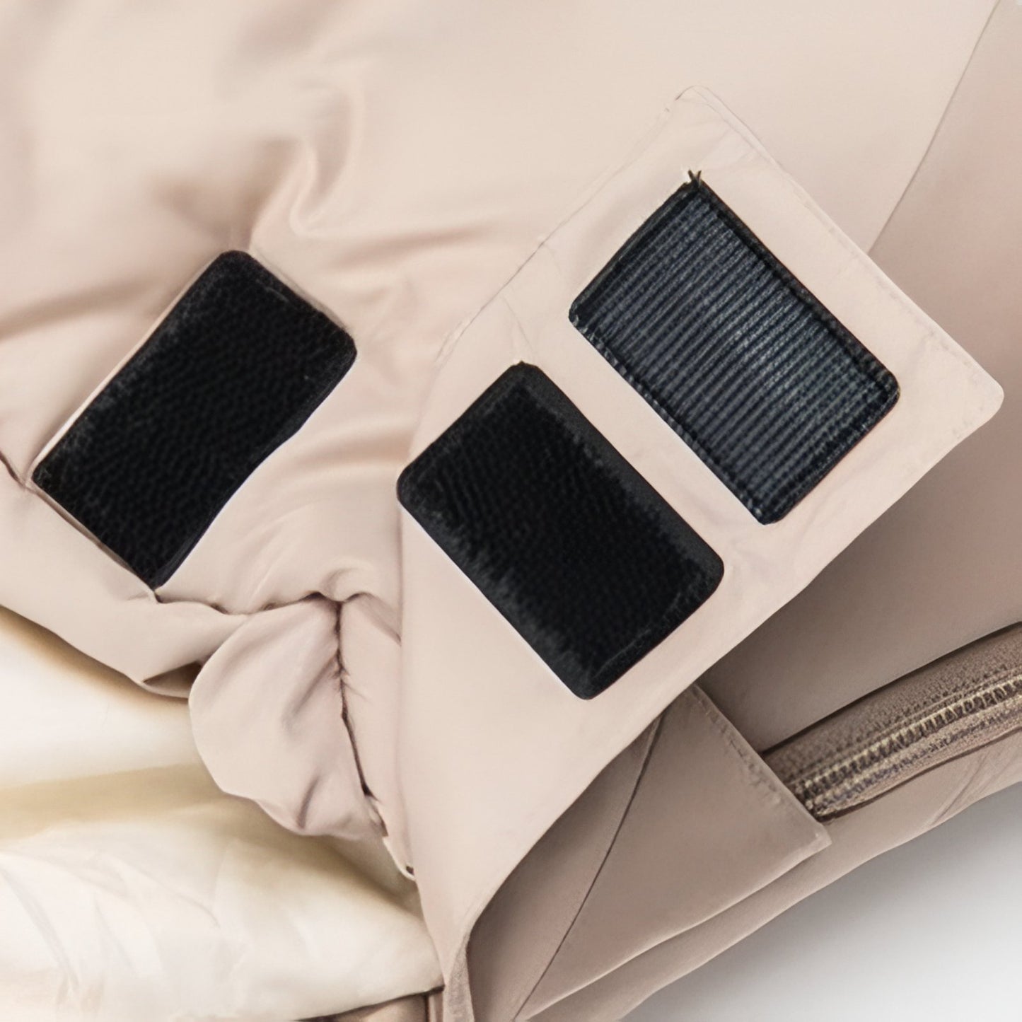 Sac De Couchage Extra Large gros plan fermeture velcro - Beige Clair - Gris Clair