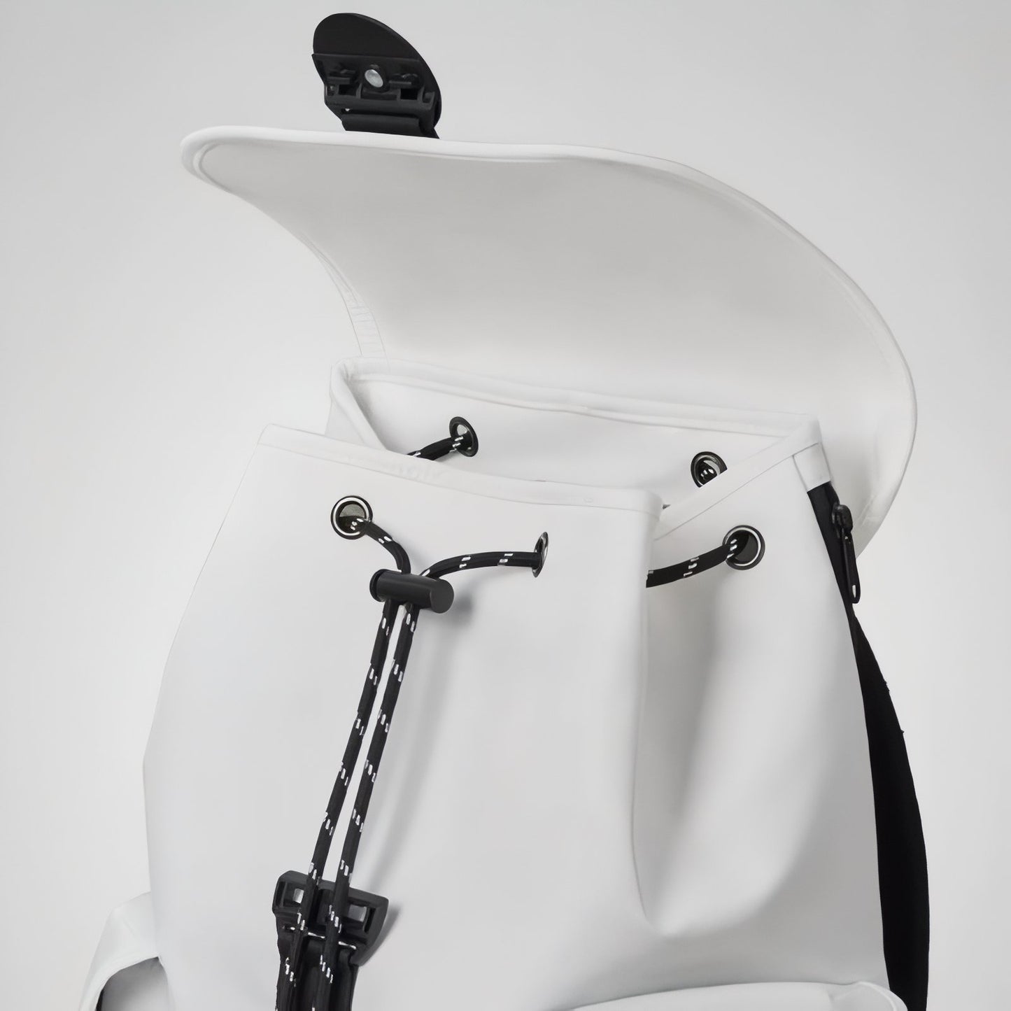 Sac à Dos Petite Randonnée Léger et Tendance compartiment ouvert - Blanc - Noir - Marron - Bleu