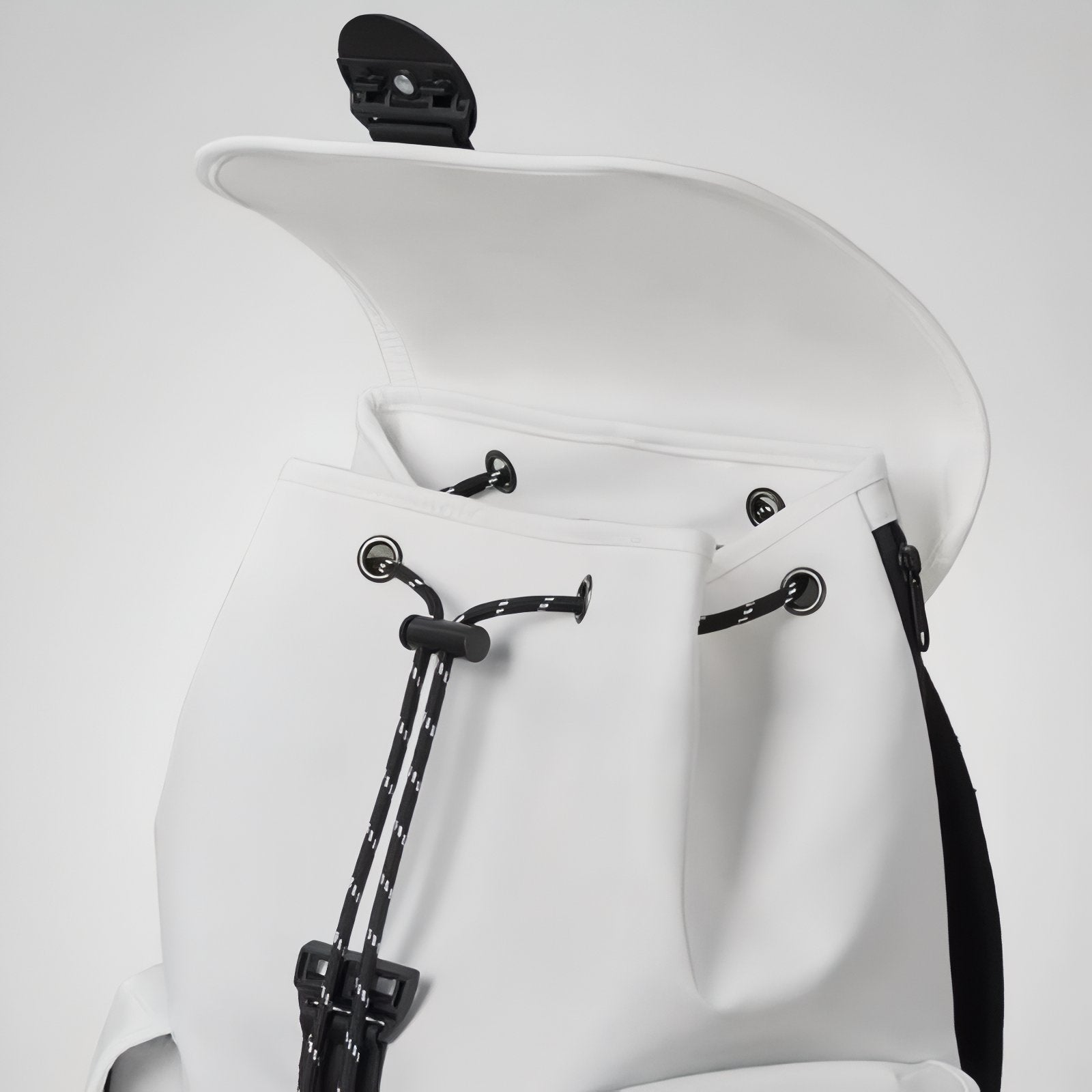 Sac à Dos Petite Randonnée Léger et Tendance compartiment ouvert - Blanc - Noir - Marron - Bleu