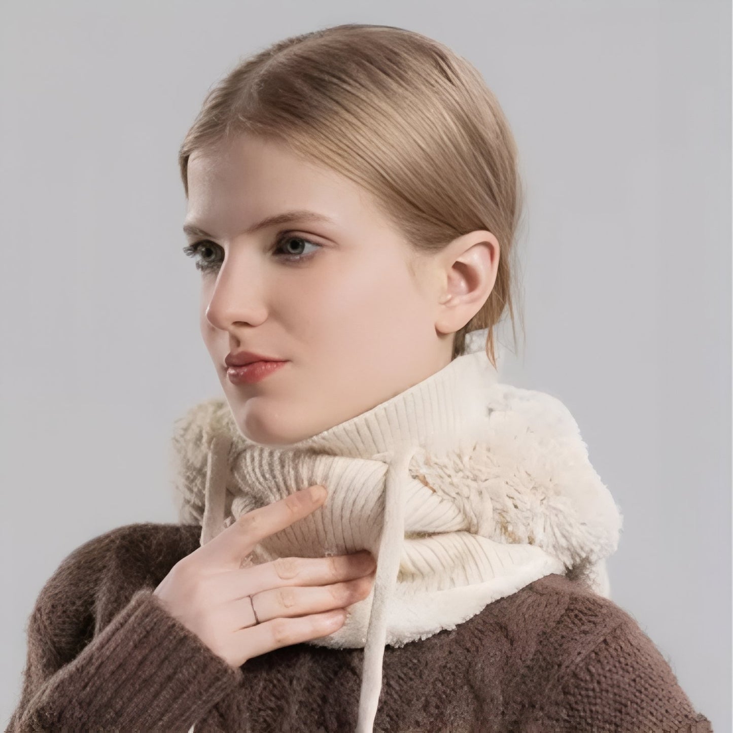 Cagoule Femme Hiver portée autour du cou - Marron - Noir - Blanc Crème - Rose Poudré - Gris Clair - Beige
