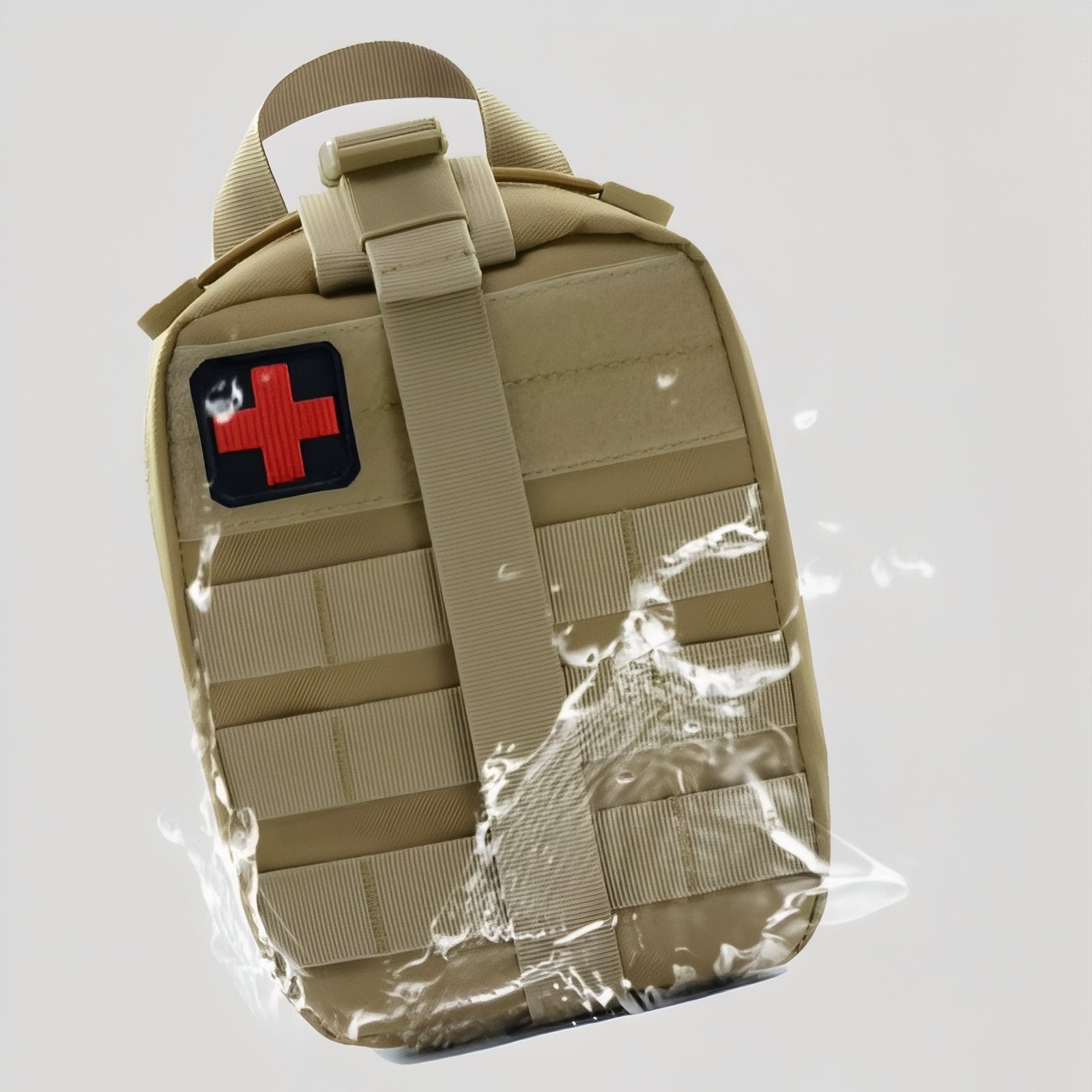 Trousse De Secours Tactique gros plan sur le produit - Beige et Rouge - Vert Olive - Noir et Rouge - Rouge Éclatant