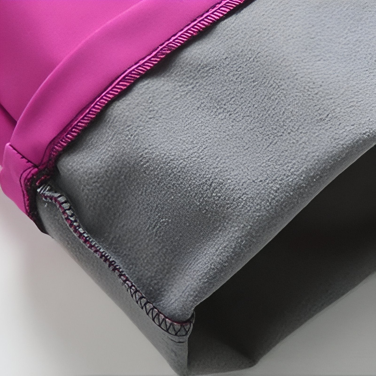 Pantalon Randonnée Femme Imperméable gros plan couture - Noir - Gris Anthracite - Vert Olive - Violet - Fuchsia