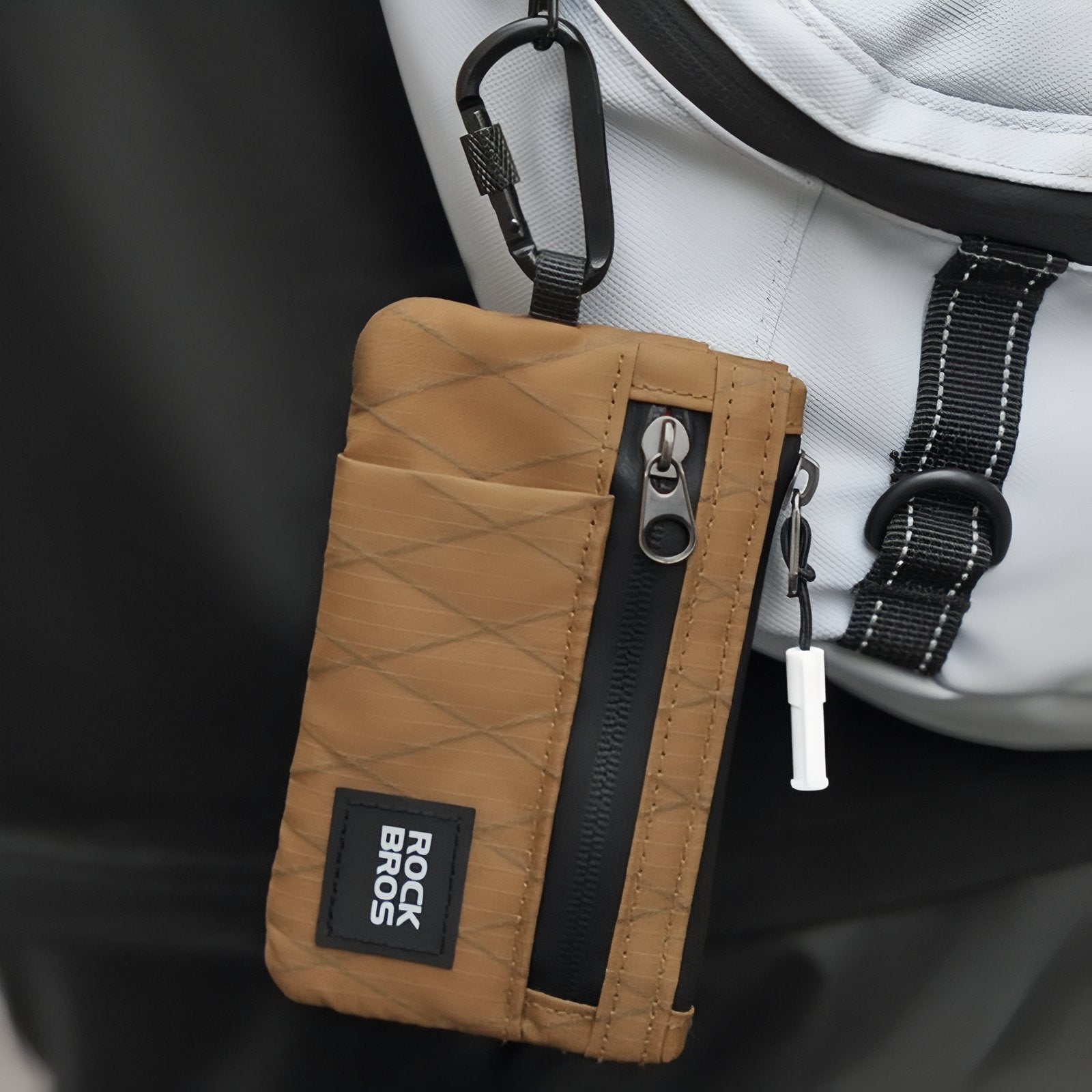 Portefeuille Randonnée gros plan fermeture zippée - Turquoise Émeraude - Noir Mat - Vert Militaire - Marron Clair - Blanc et Noir