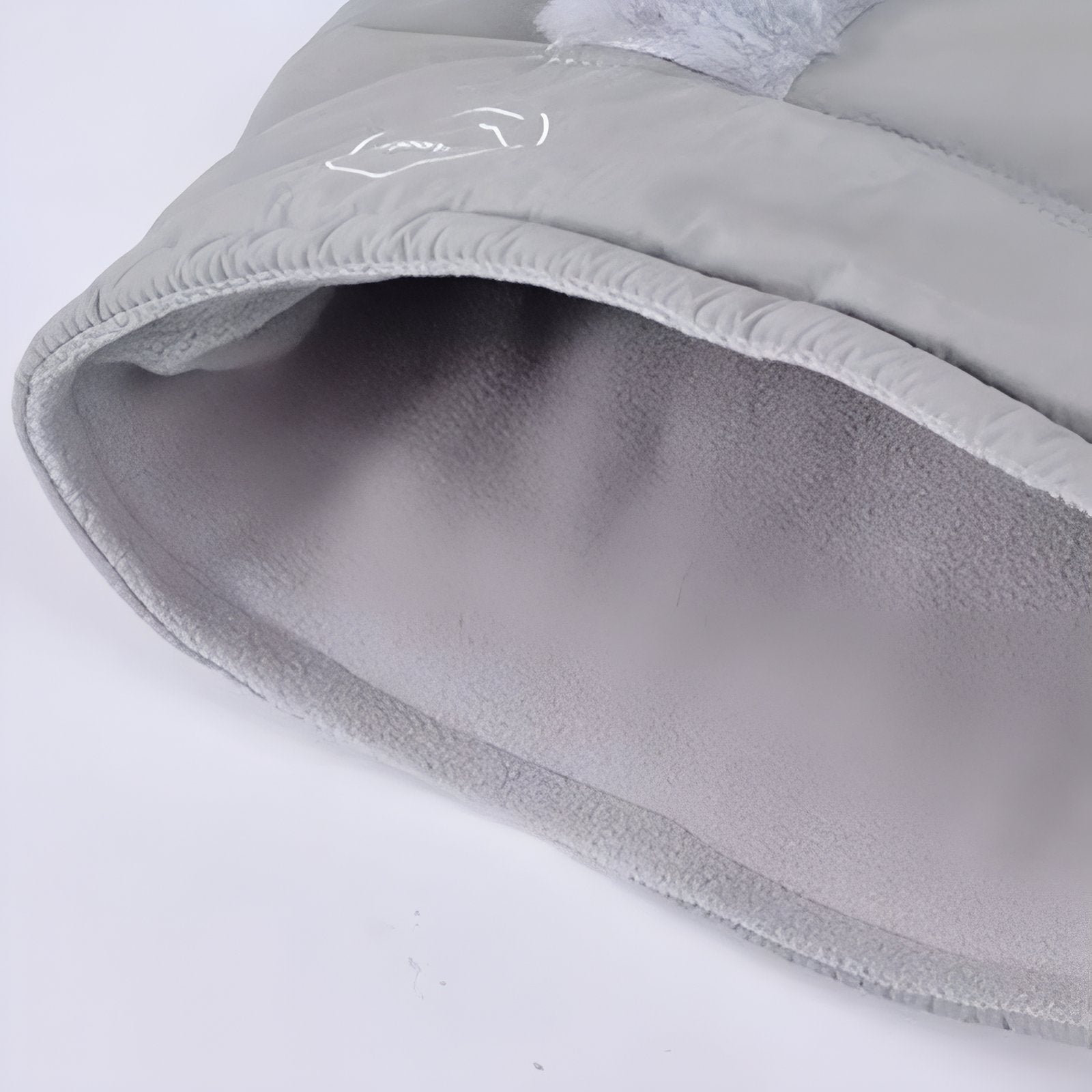Cagoule Chaude Bataclava gros plan intérieur - Gris Clair - Beige - Noir Ébène - Bleu Marine - Marron - Gris Foncé - Rose Pâle - Blanc