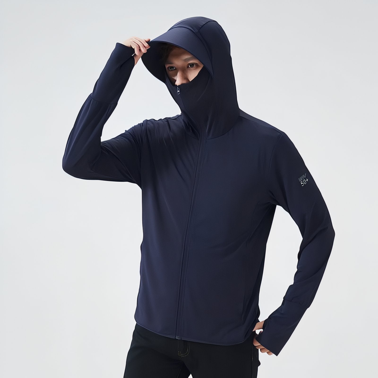 Veste Anti-UV Homme UPF 50+ portée avec capuche - Blanc Pur - Bleu Marine - Gris Clair