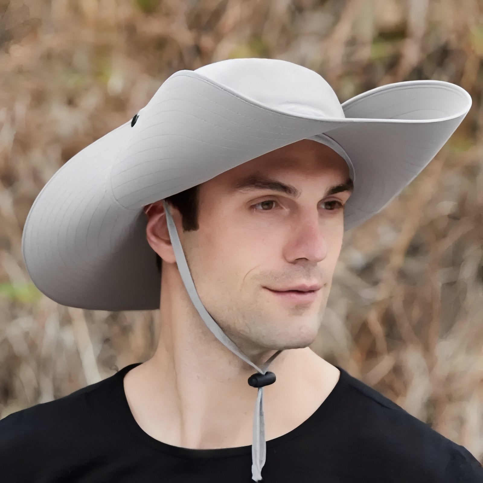 Chapeau Randonnée Anti-UV Homme portée sur la tête - Vert Olive - Noir - Gris - Beige - Gris Clair - Bleu Marine