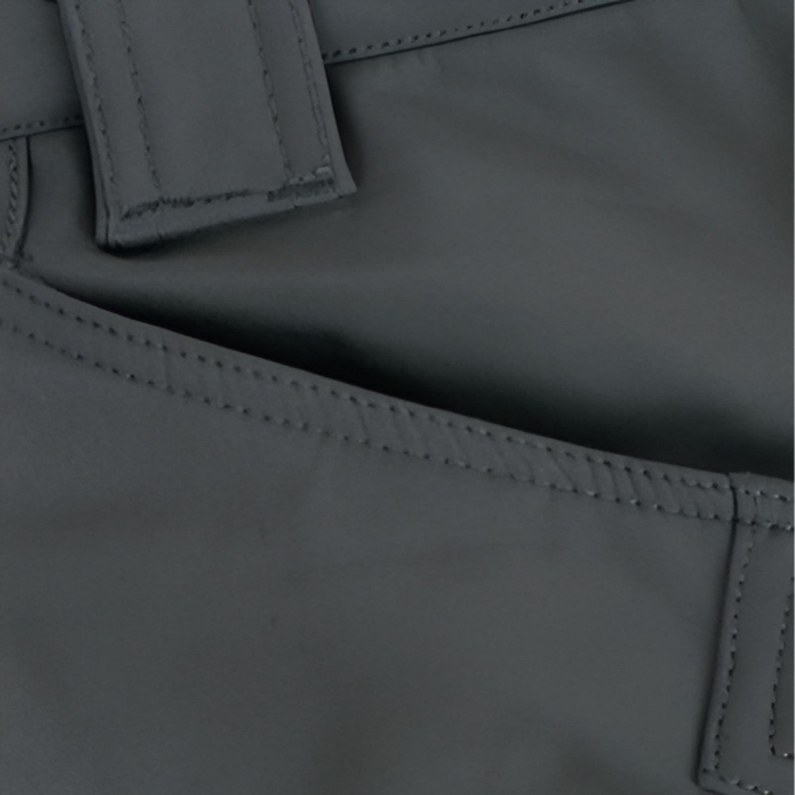 Pantalon Multi Poches Randonnée Homme gros plan détail couture - Vert Olive - Gris Foncé - Noir Profond - Beige Sable