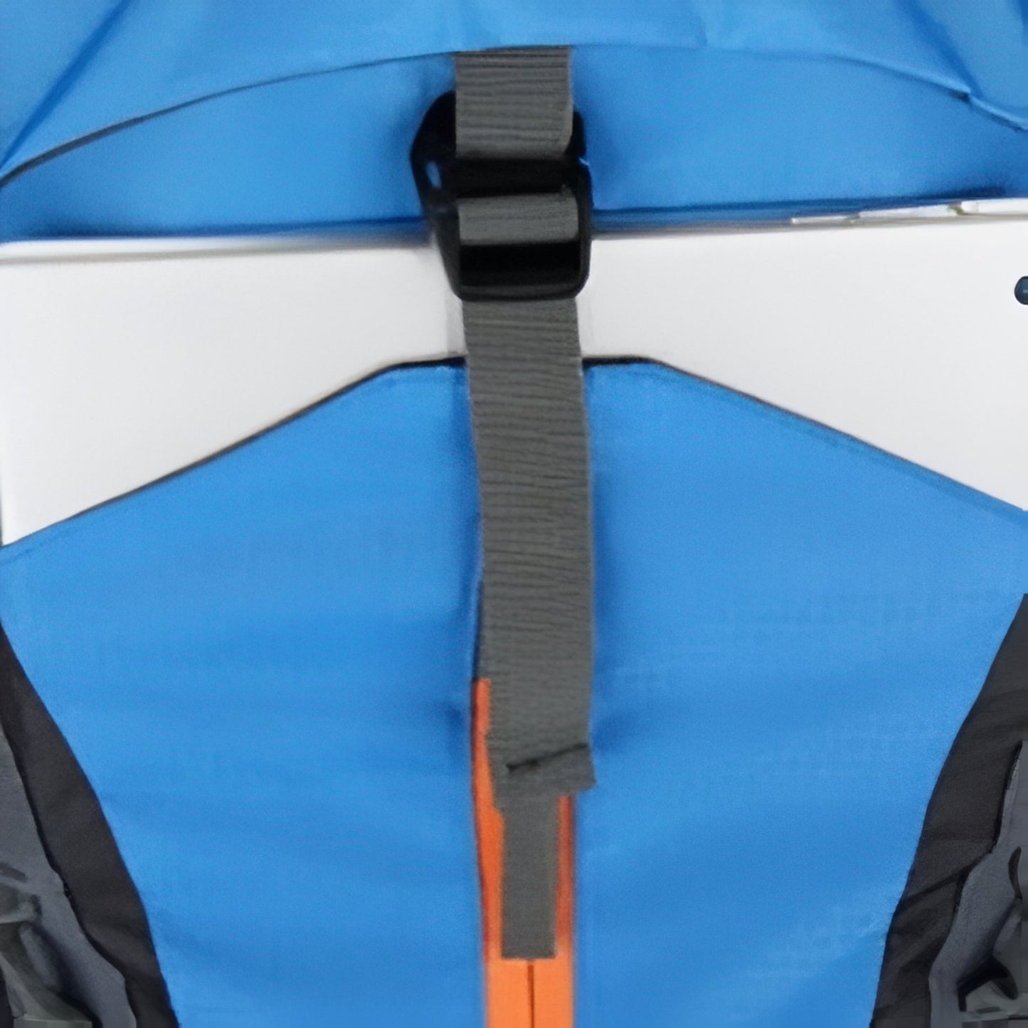 Sac à Dos Randonnée Homme 70L gros plan sangle et zip - Noir Profond - Bleu Ciel - Bleu - Rouge Cerise - Orange et Noir - Bleu Marine