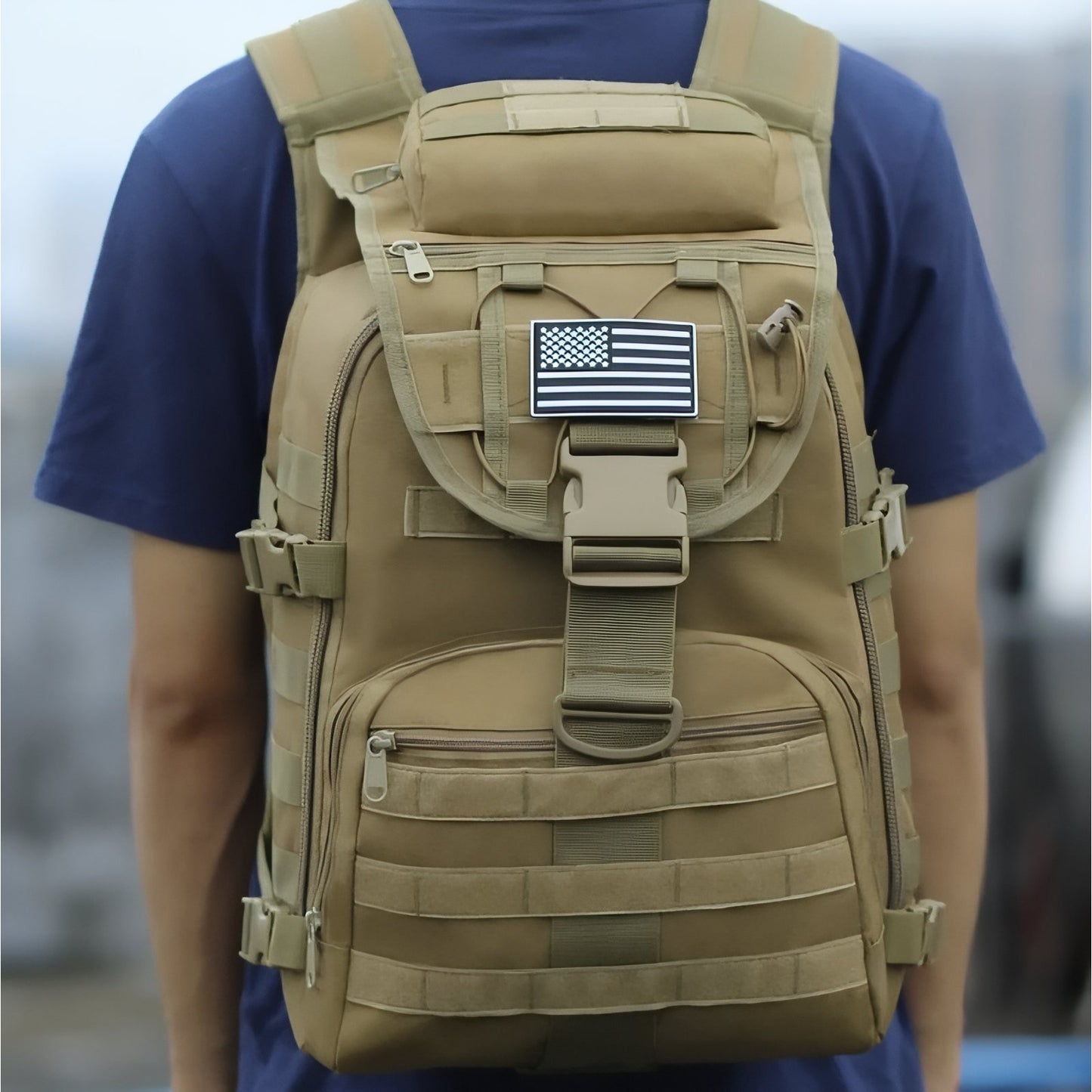 Sac à Dos Militaire 40 Litres portée sur le dos - Vert Olive - Beige Sable - Noir - Gris
