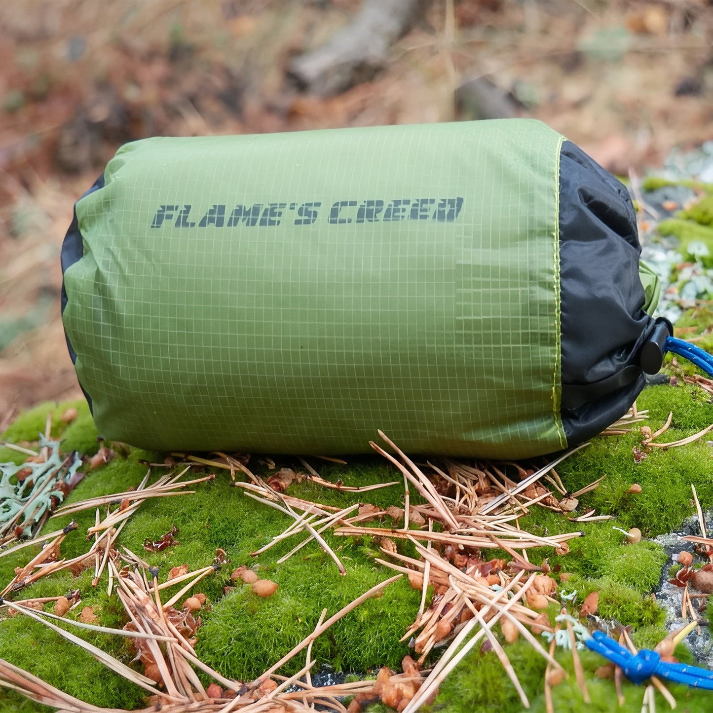 Tarp Randonnée Ultra Léger gros plan sur le produit - Gris Clair - Vert Olive - Marron Olive