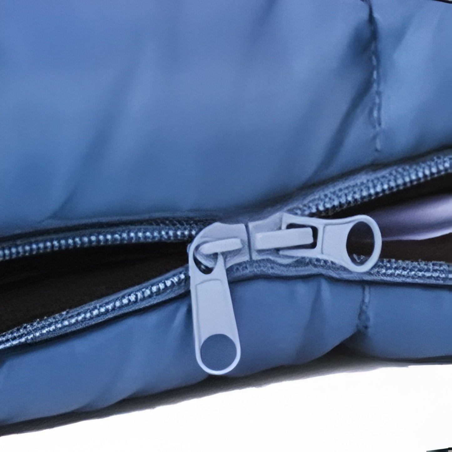 Sac De Couchage 4 Saisons Bleu gros plan fermeture zippée - Bleu Marine et Vert Clair