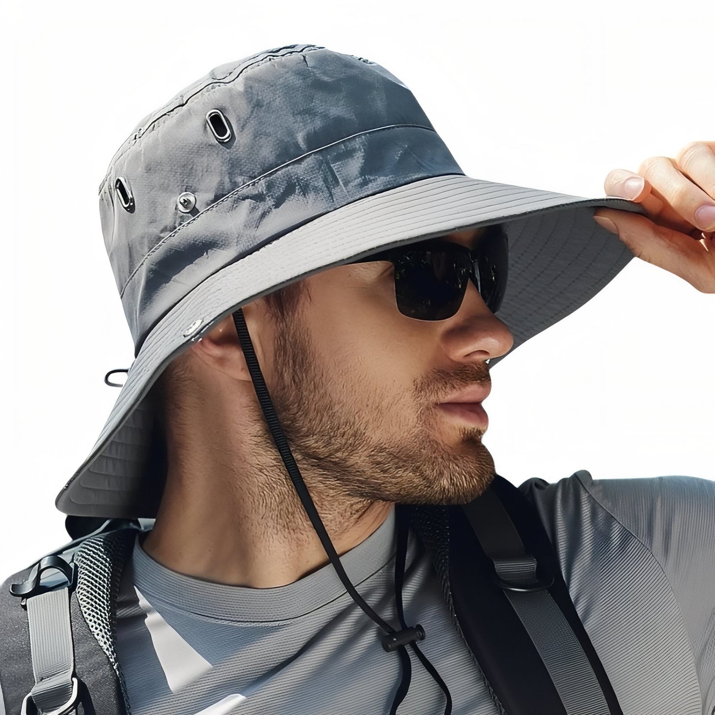 Bob Chapeau Randonnée Homme portée sur la tête - Beige Clair - Gris Foncé - Noir - Vert Olive