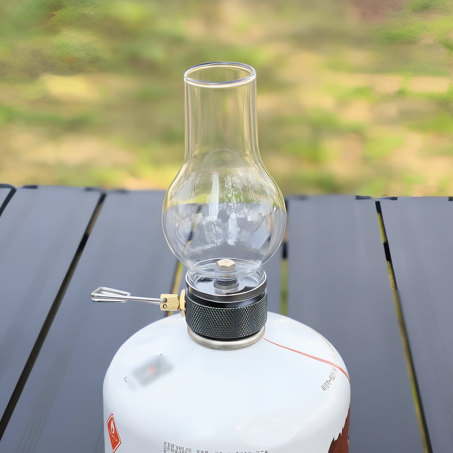 Lanterne À Gaz gros plan sur le haut - Gris et Transparent