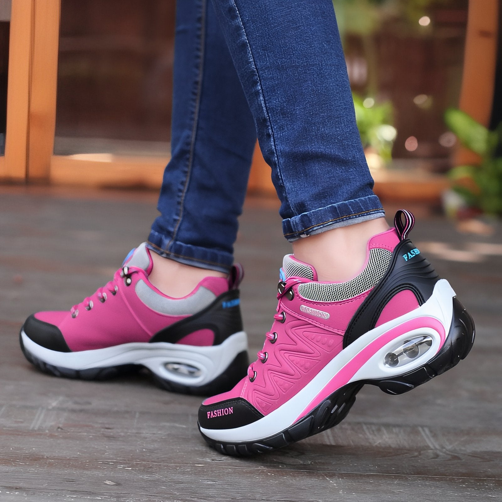 Basket Confortable Marche Femme portée au sol - Violet Fuchsia - Noir et Rose - Rose et Noir