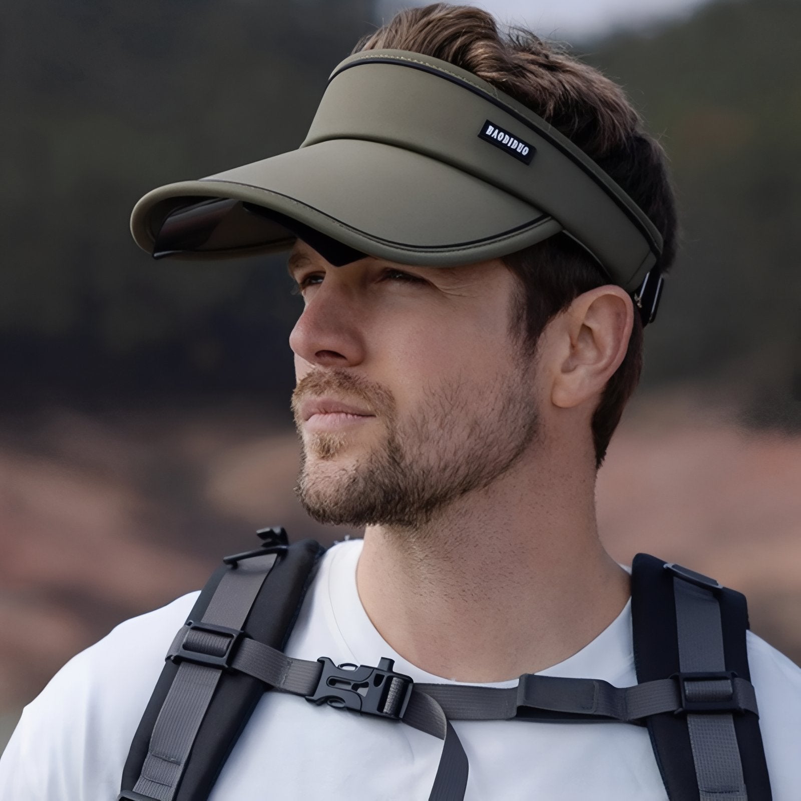 Casquette Visière avec Lunette Intégré portée sur la tête - Marron - Gris Foncé - Beige - Vert Olive - Noir