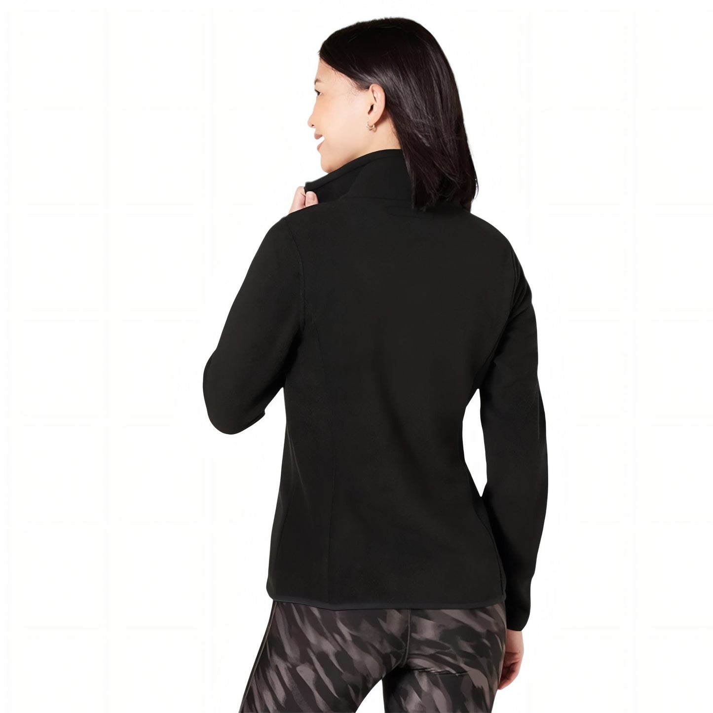 Veste Polaire Randonnée Femme portée de dos - Bleu Ciel - Bleu Marine - Noir