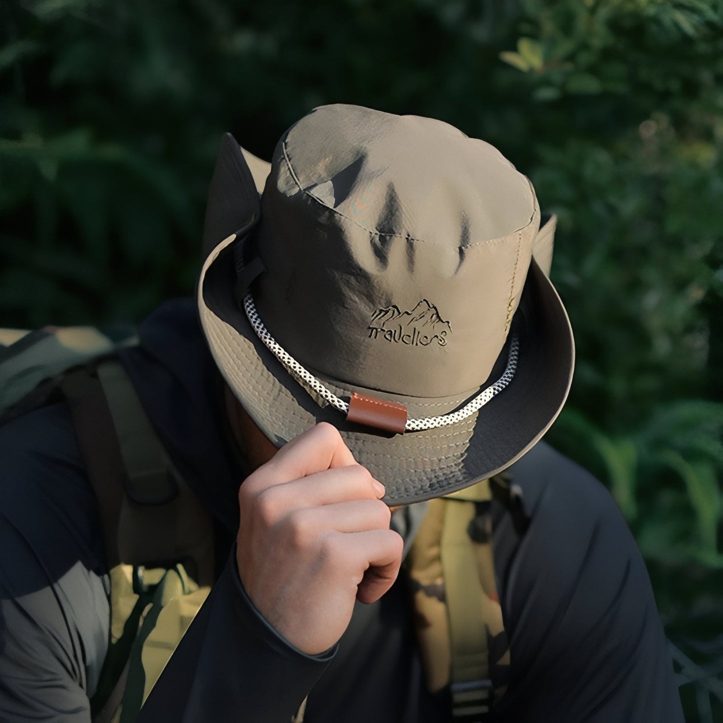 Chapeau De Pluie Randonnée portée à la main - Marron Foncé - Gris Clair - Vert Olive - Beige Clair - Noir Mat