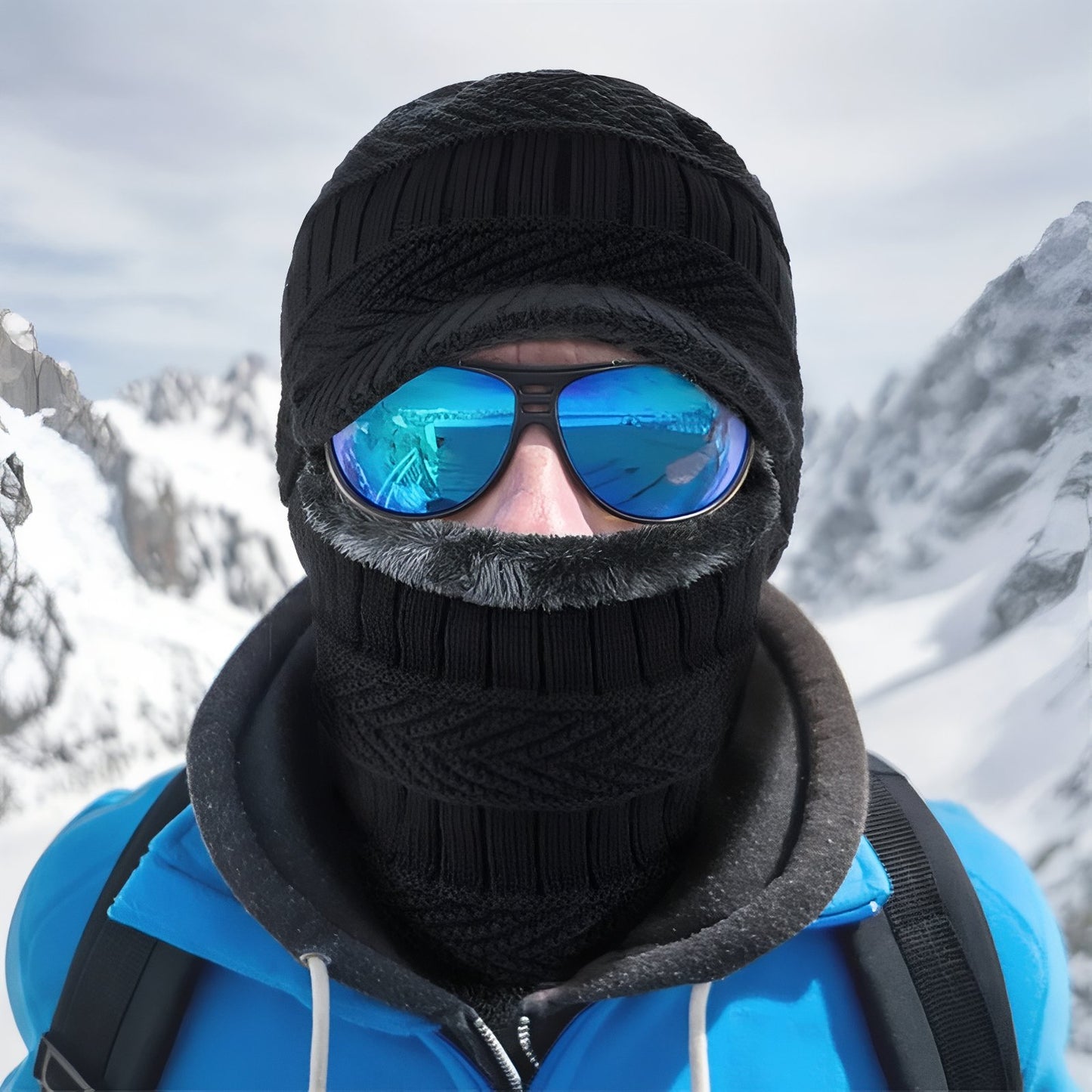 Cagoule Chaude Homme portée en extérieur - Bleu Marine - Gris Foncé - Noir