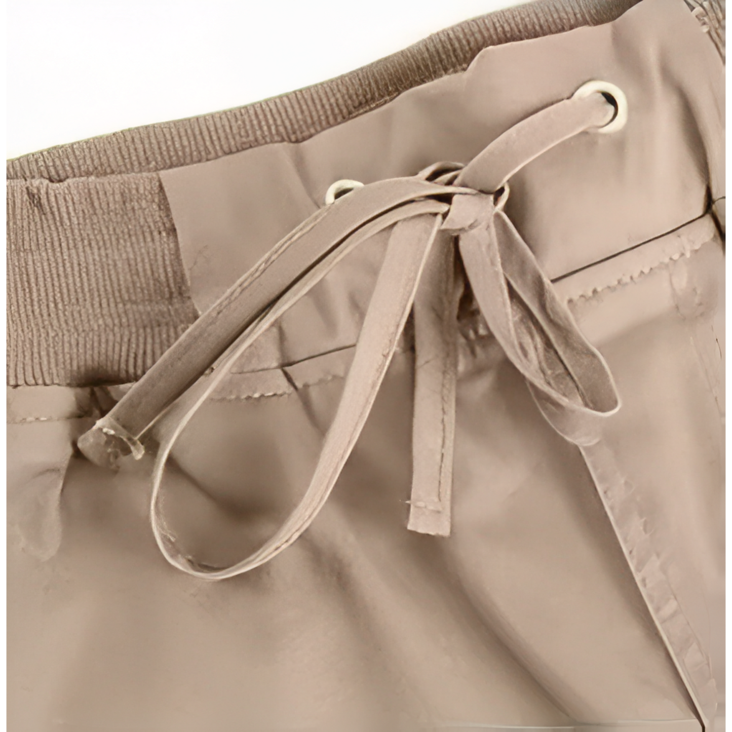 Bermuda Femme Randonnée Queen gros plan cordon de serrage - Beige - Noir - Gris Clair - Terracotta - Vert Armée - Vert Clair - Bleu Marine
