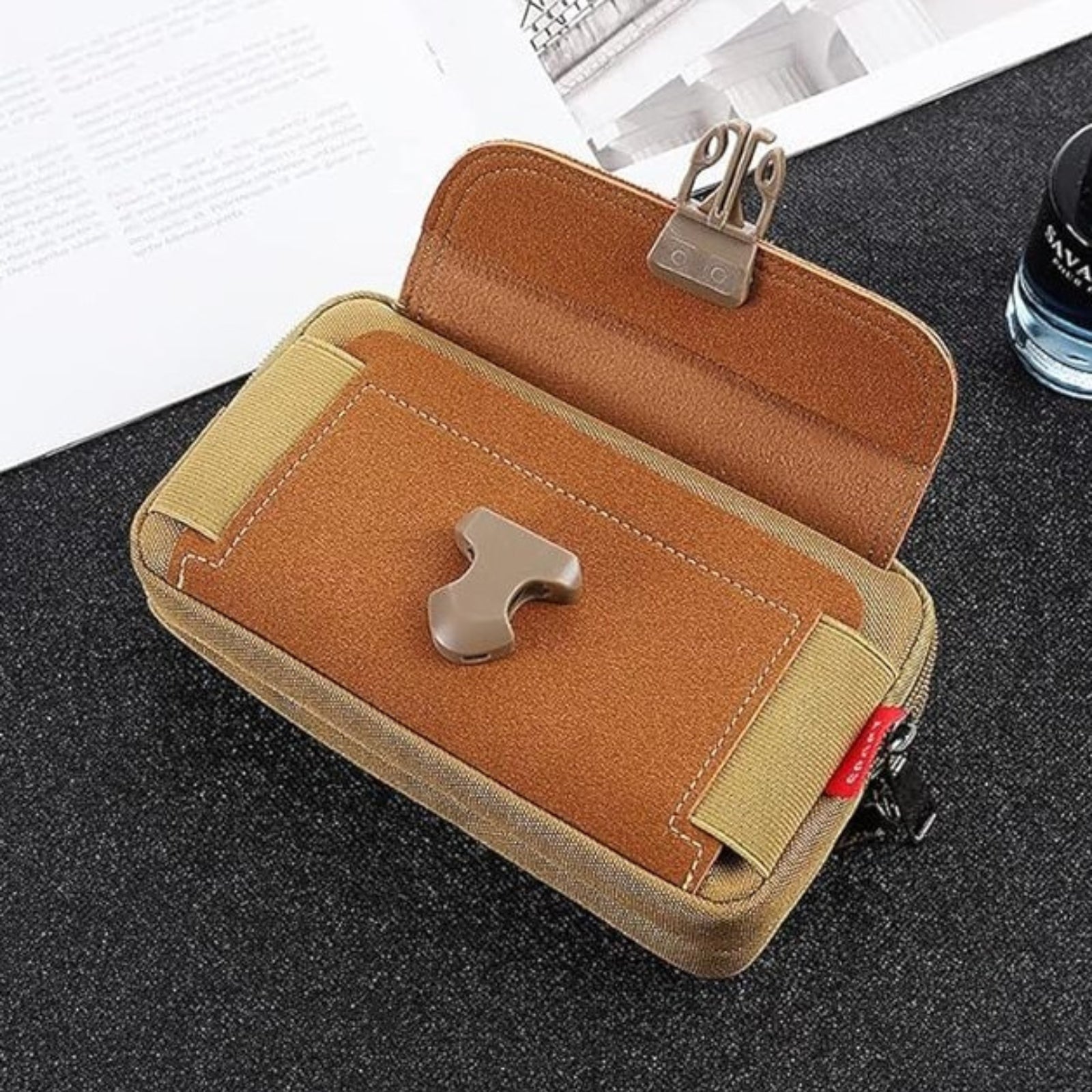 Sacoche Ceinture Randonnée compartiment ouvert - Marron Camel - Noir - Vert Olive