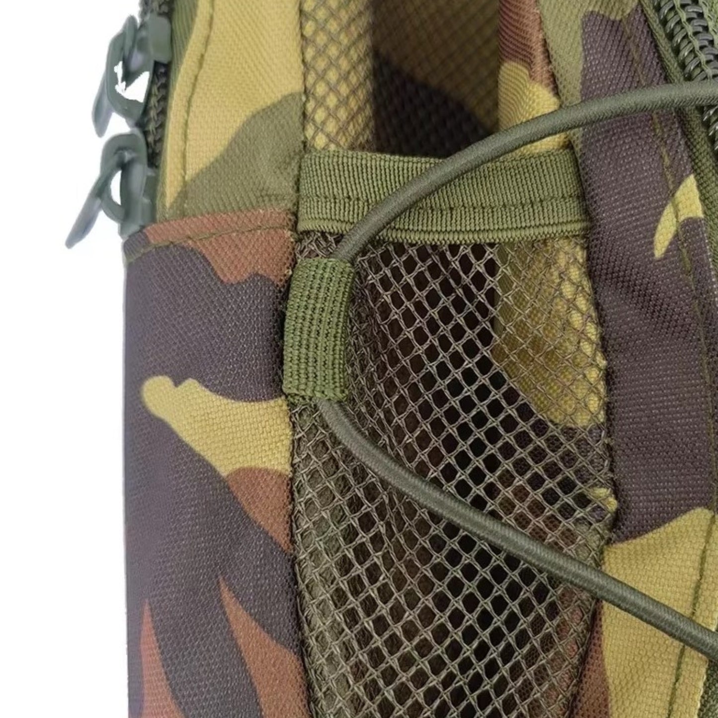Sac à Dos Militaire 25 Litres gros plan partie filet - Vert Olive - Vert Camouflage - Gris Camouflage - Olive Camouflage - Noir