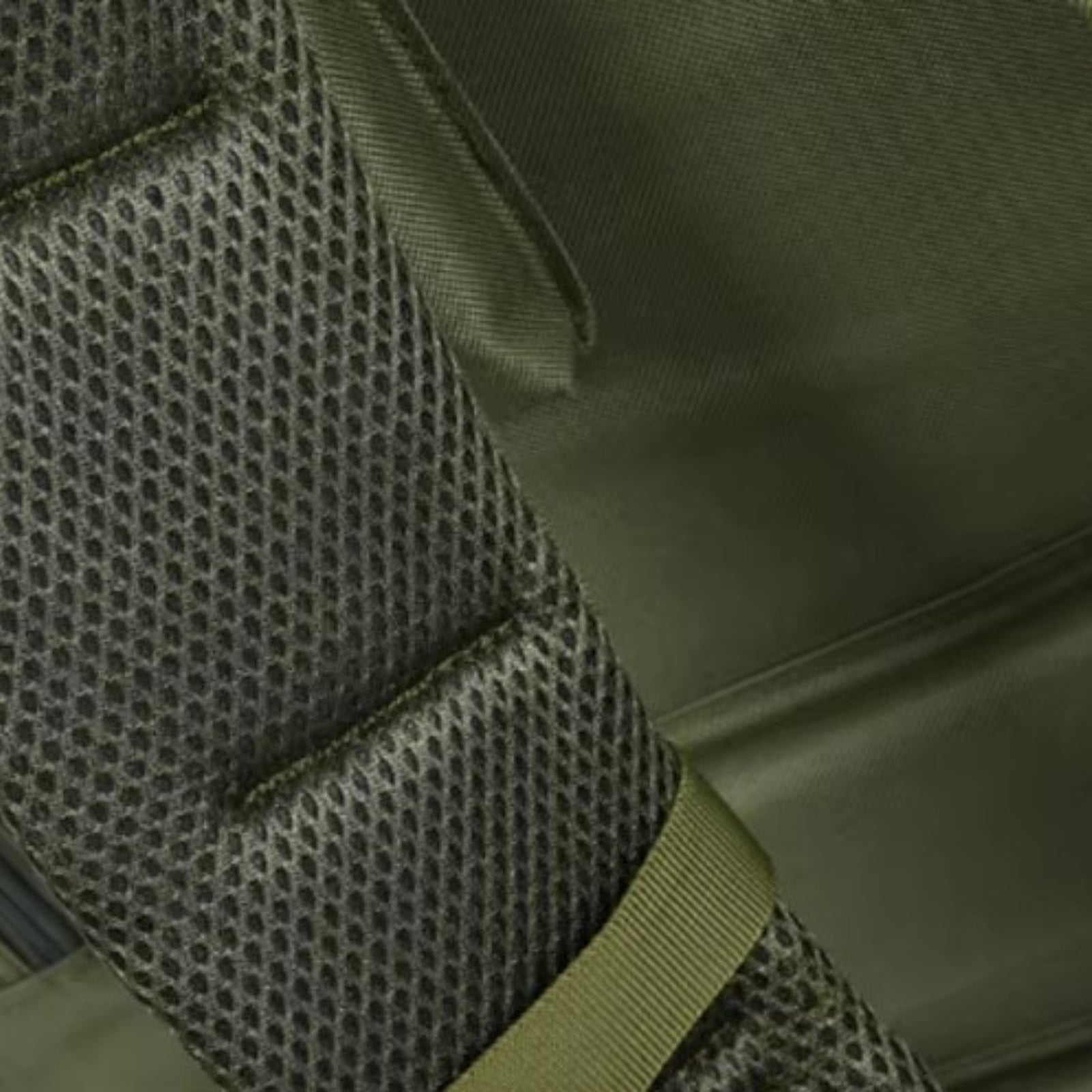 Sac à Dos Voyage Homme XXL gros plan sangle rembourrée - Vert - Noir