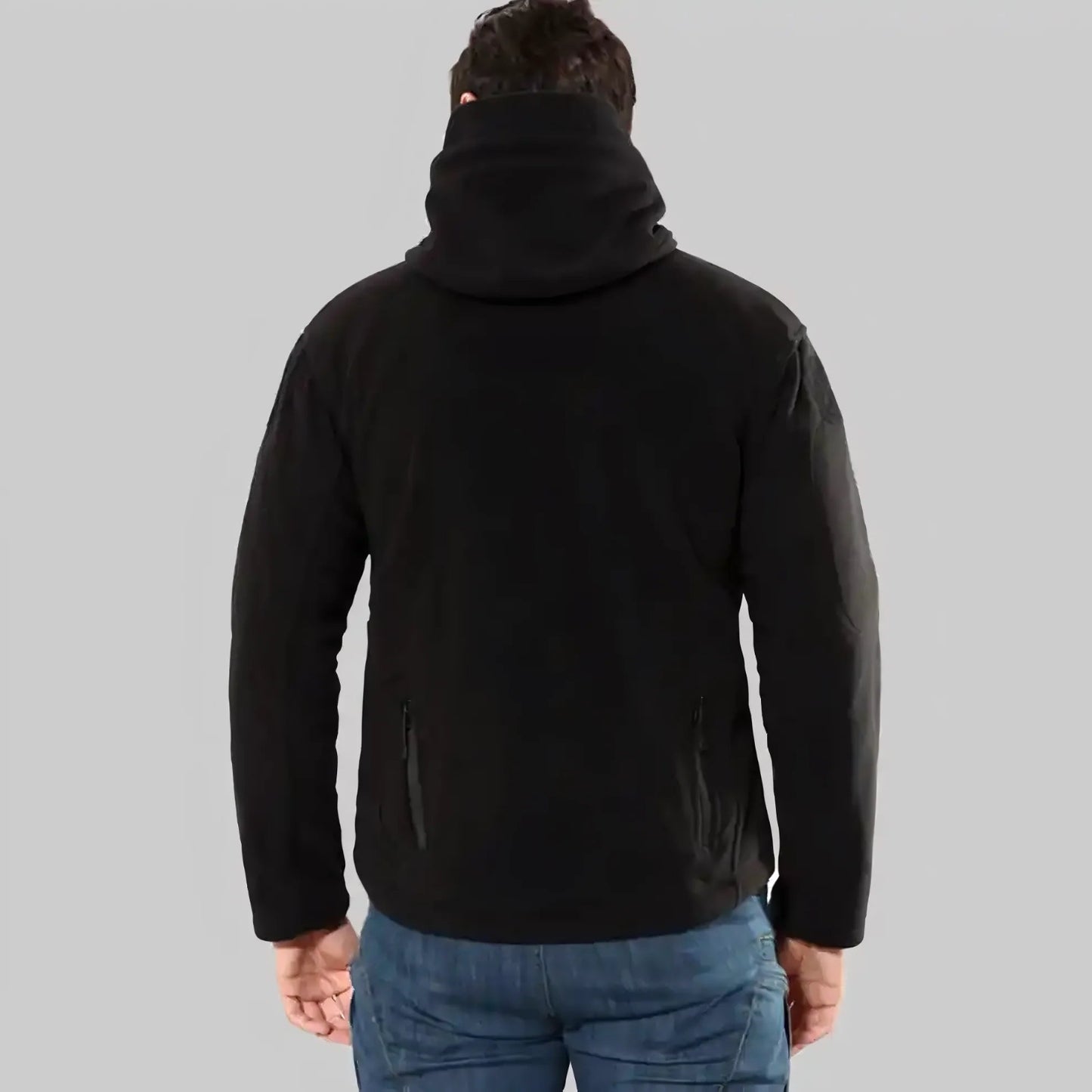 Veste Polaire Randonnée Homme vue arrière portée - Vert Olive - Gris - Bleu Marine - Noir