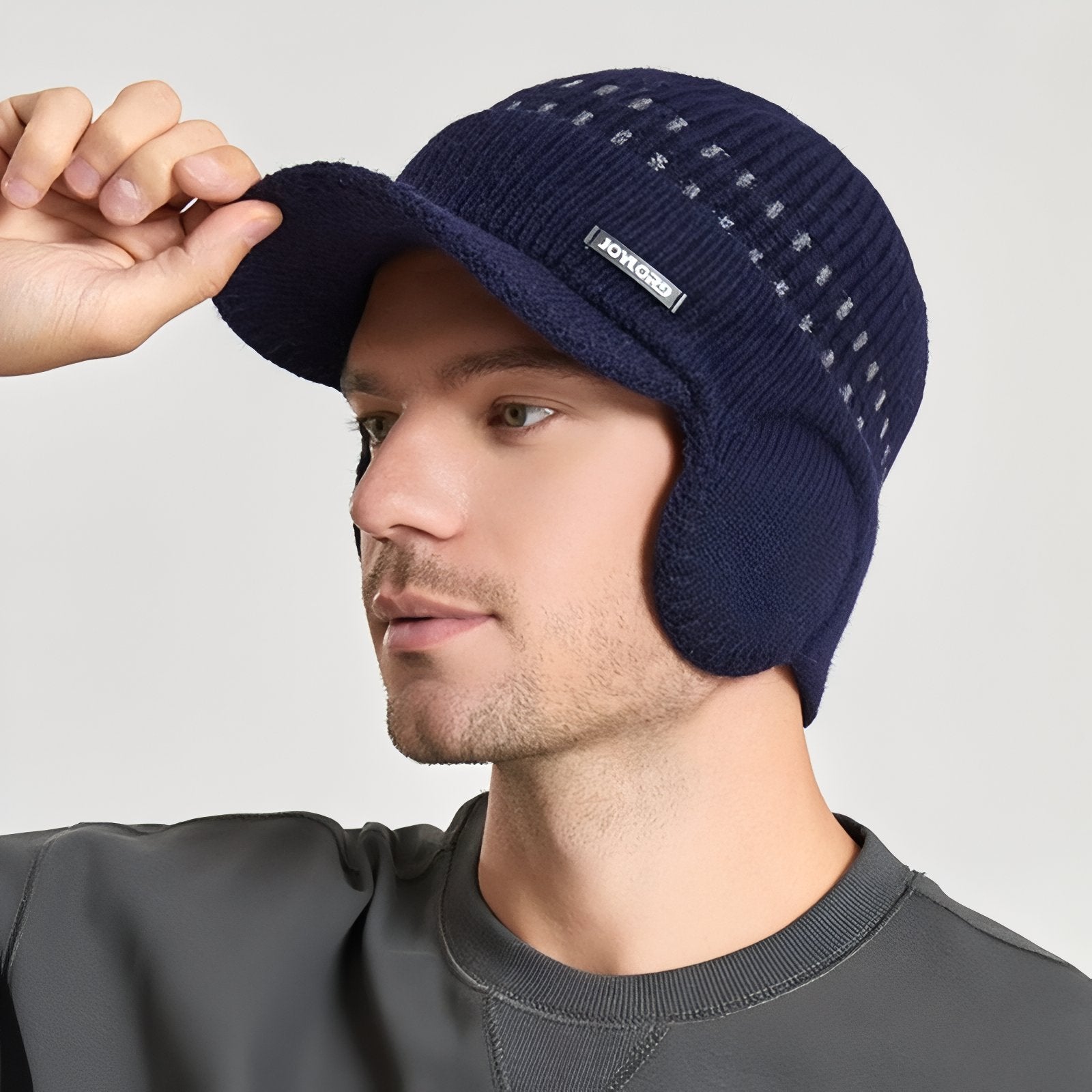 Bonnet Casquette Homme portée sur la tête - Gris Clair - Noir - Marron Clair - Beige - Gris Foncé - Bleu Marine