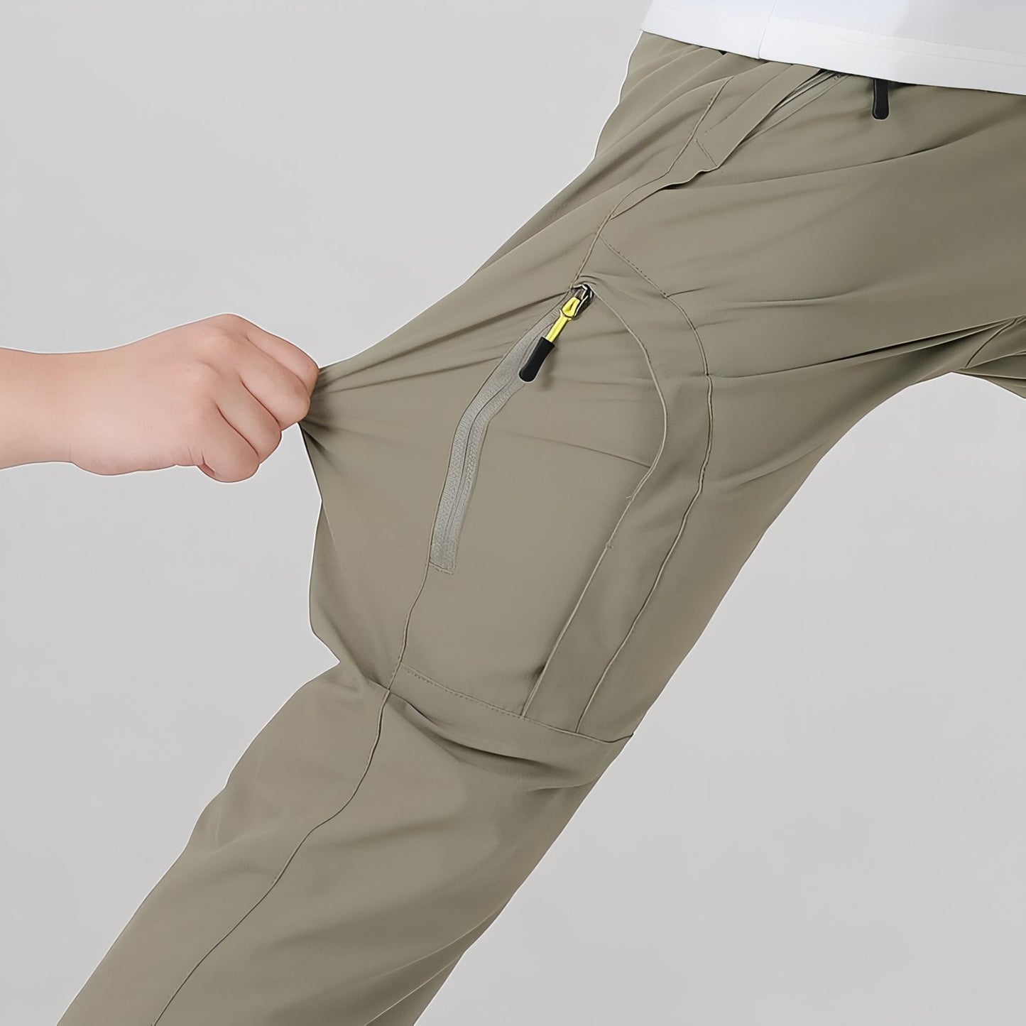 Pantalon Randonnée Extensible Homme gros plan poche zippée - Beige Clair - Noir Profond - Gris Foncé - Vert Olive