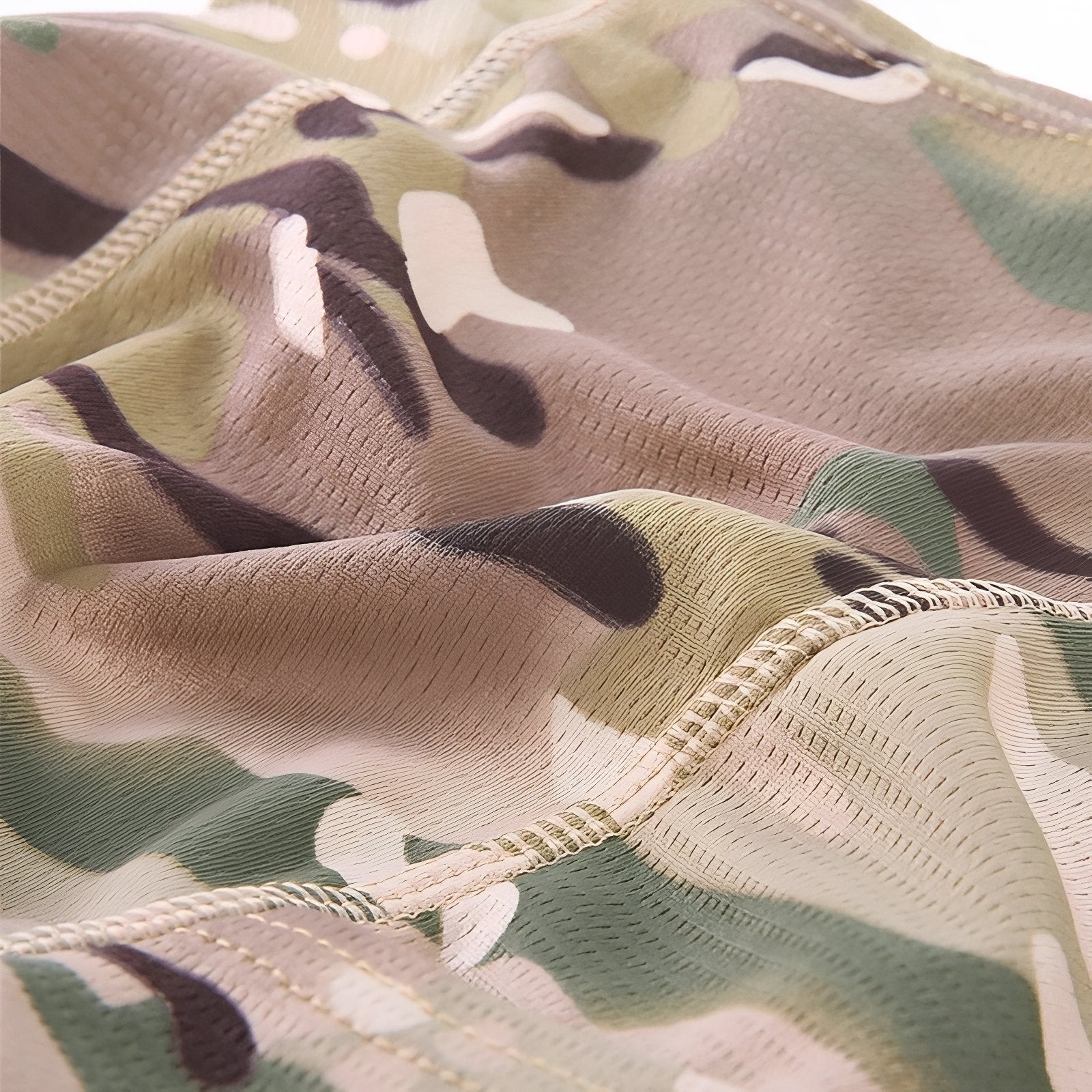 Cagoule Camouflage Militaire gros plan tissu camouflé - Vert Olive et Gris Foncé - Vert Clair - Vert Camouflage et Marron Camouflage - Vert Olive - Bleu Marine - Vert Olive et Marron Foncé - Marron et Vert Militaire - Taupe Camouflage - Gris Anthracite - Gris Camouflage - Beige et Vert - Blanc Pur - Vert Clair Camouflage - Vert Clair Militaire - Marron et Vert - Beige Sable - Noir - Vert Camouflage - Beige et Marron - Noir Mat - Marron Camouflage - Vert et Marron - Vert Foncé et Gris - Vert Armée