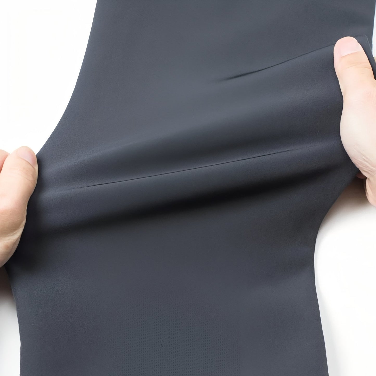 Pantalon Randonnée Doublé Polaire Homme gros plan tissu - Vert Foncé - Noir Profond - Gris Anthracite