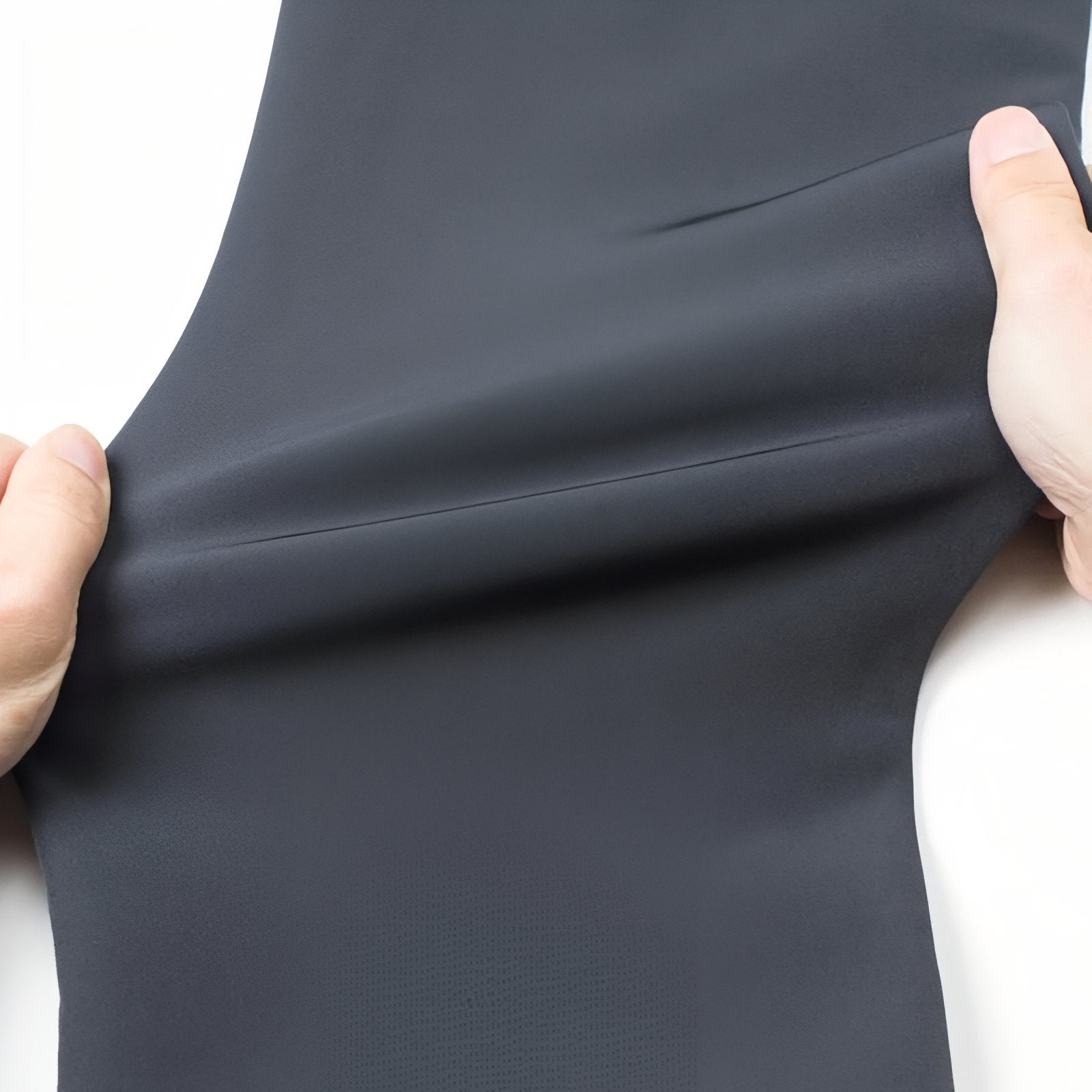 Pantalon Randonnée Doublé Polaire Homme gros plan tissu - Vert Foncé - Noir Profond - Gris Anthracite