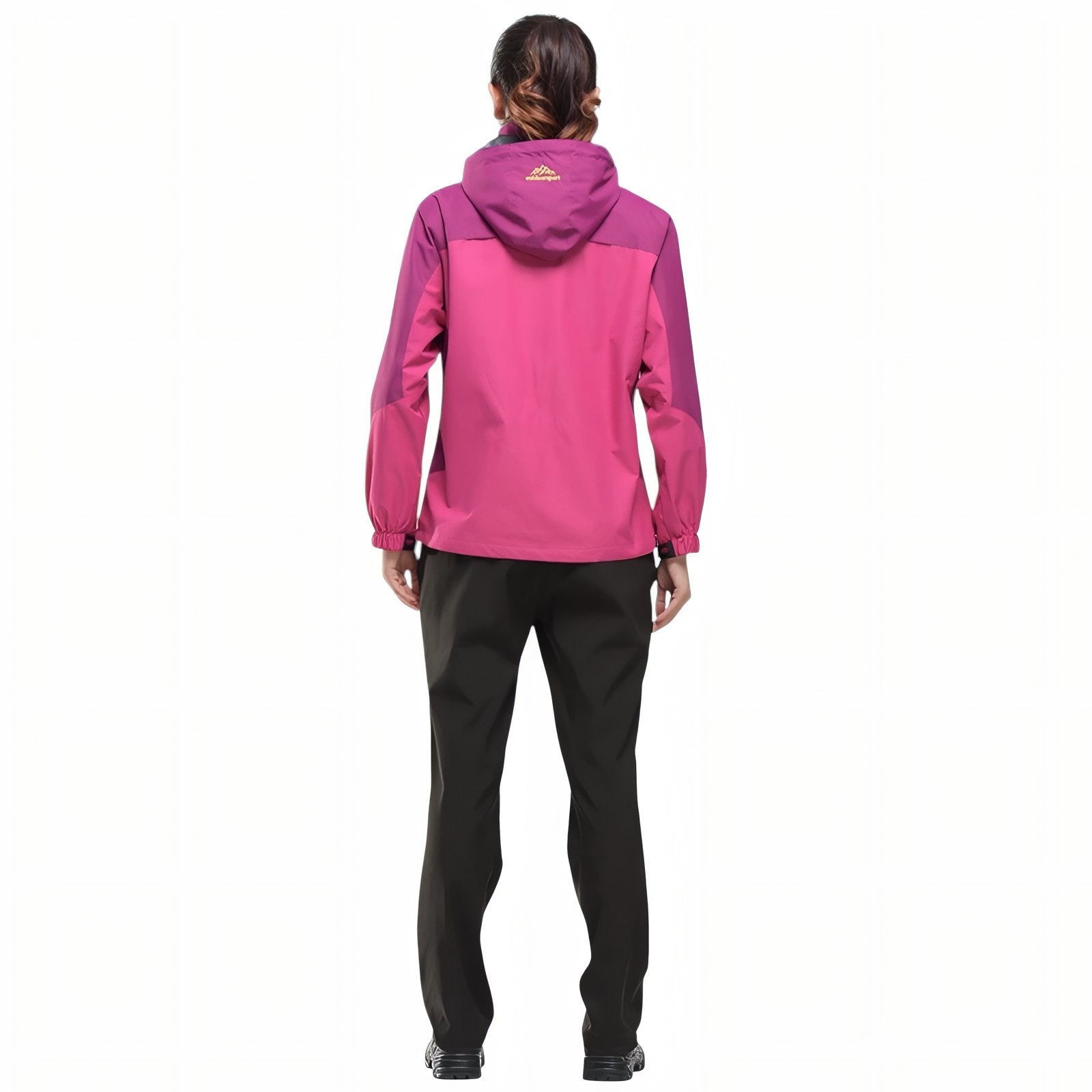 Veste Randonnée Femme Imperméable Et Respirante portée de dos - Rose Fuchsia - Rouge - Noir - Violet - Vert