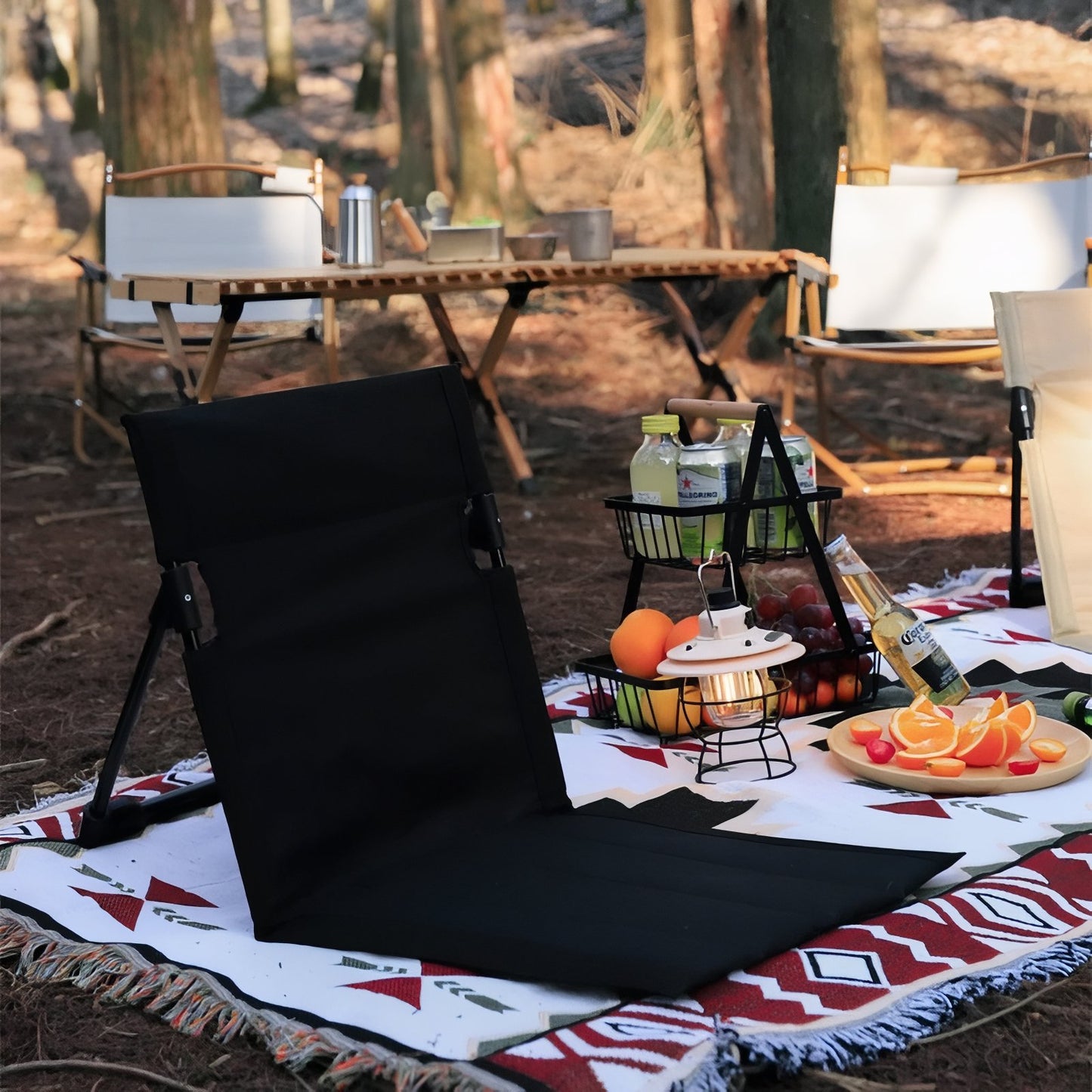 Chaise De Sol Randonnée mise en situation camping - Vert Olive - Beige Clair - Marron et Beige - Noir Profond