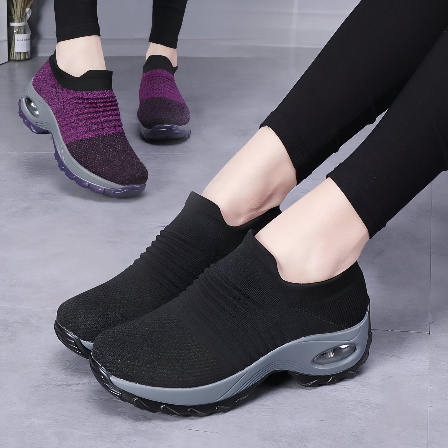 Basket de Marche Femme Sans Lacet portée aux pieds - Noir et Gris - Noir - Violet - Gris