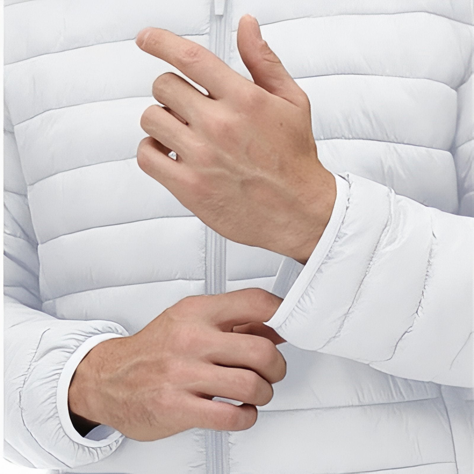 Doudoune Légère Homme Randonnée gros plan fermeture zippée - Blanc - Gris - Noir - Bleu Marine