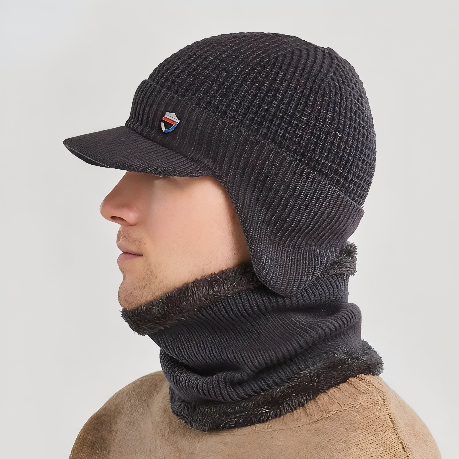 Casquette Cagoule Homme portée à la main - Gris Foncé - Noir Ébène - Beige Sable - Gris Clair - Bleu Marine
