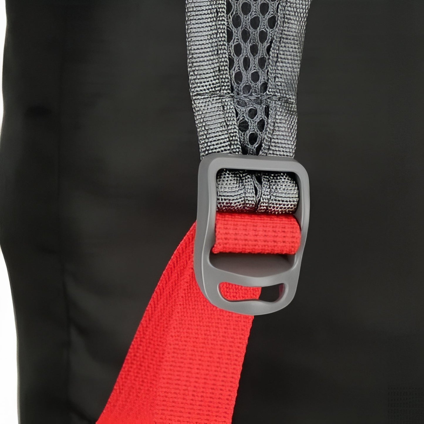 Sac à Dos Pliable Randonnée 20L gros plan sangle rouge - Noir et Rouge - Bleu Marine et Orange - Gris et Bleu