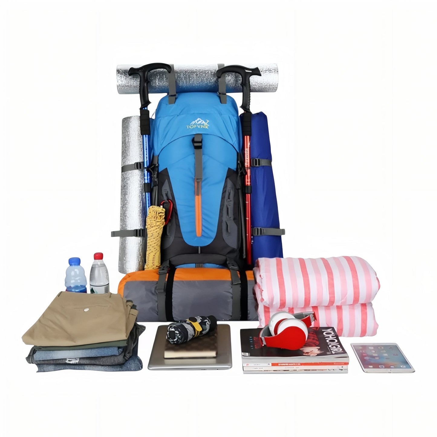 Sac à Dos Randonnée Homme 70L mise en situation avec accessoires - Noir Profond - Bleu Ciel - Bleu - Rouge Cerise - Orange et Noir - Bleu Marine