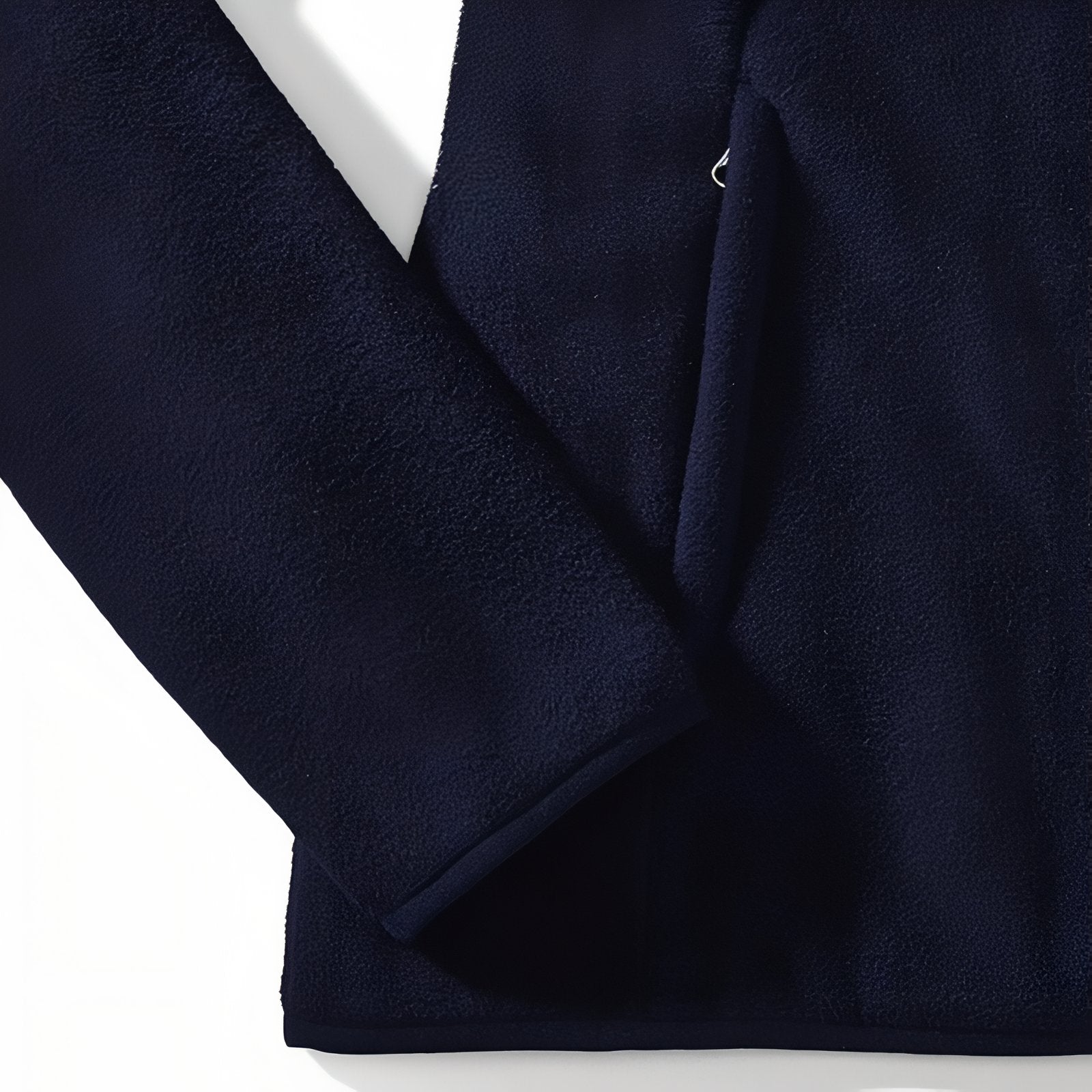 Veste Polaire Randonnée Femme gros plan matière polaire - Bleu Ciel - Bleu Marine - Noir