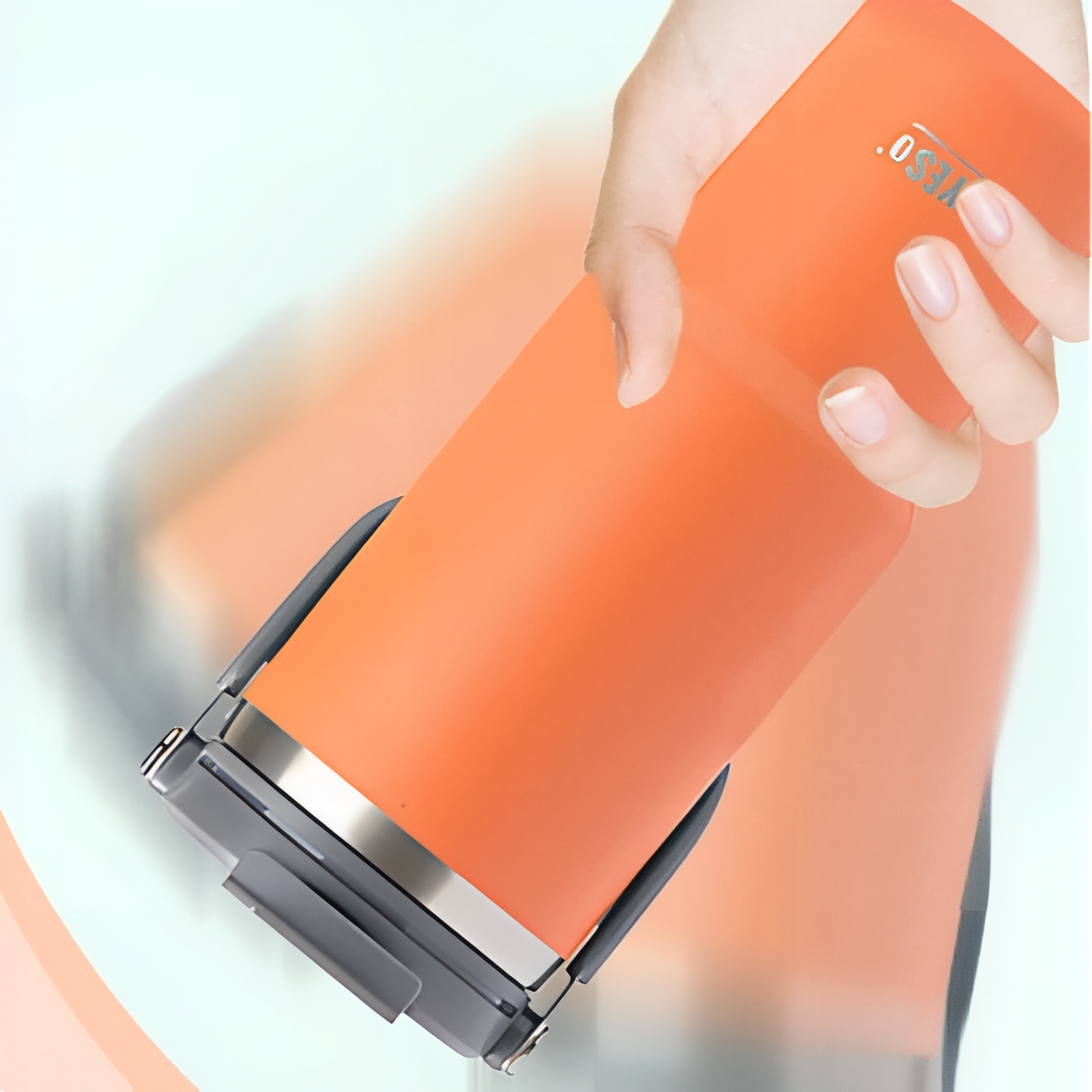 Mug Isotherme Avec Bec portée à la main - Vert Sauge - Orange Brûlé - Noir Mat - Turquoise Foncé - Blanc et Noir - Violet Clair